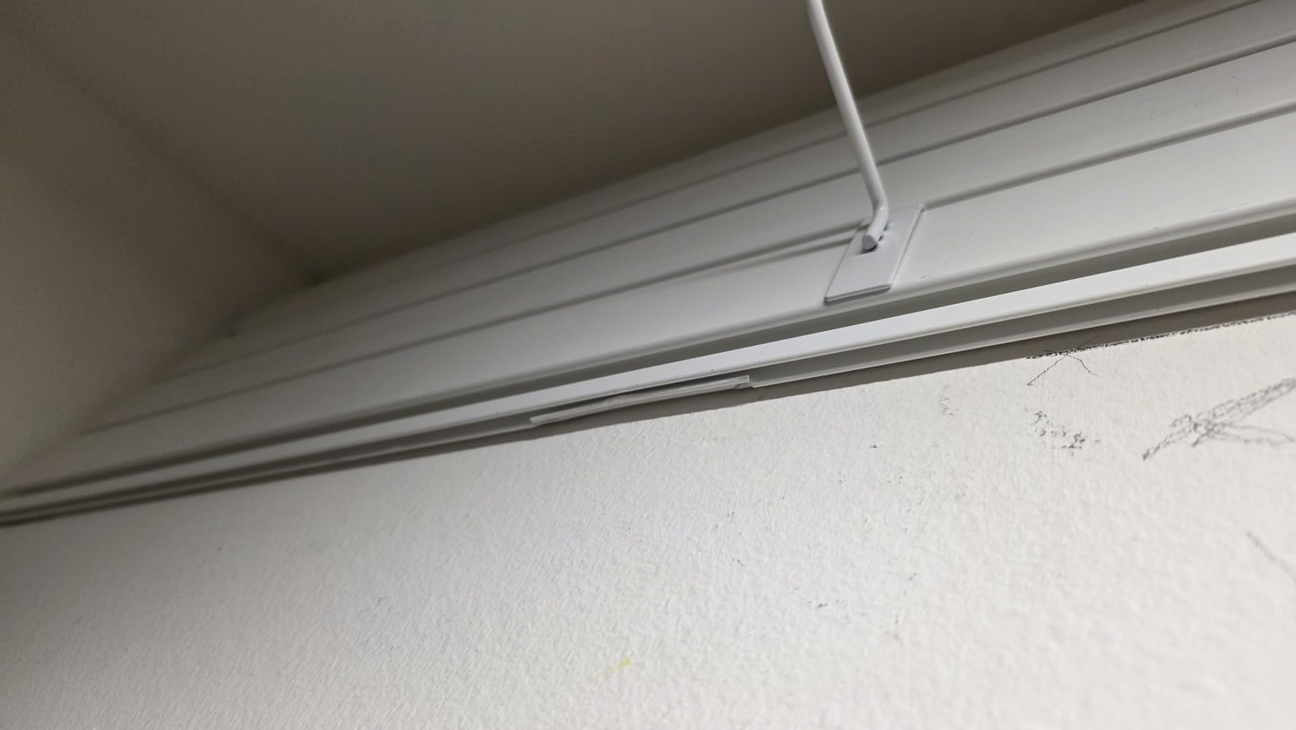 VEVOR Slat Wall Paneling, 8 x 4 ft, PVC Garage Slatwall without Accessories, Black Slat Wall Easy-to-Install Adjustable Slatwall Panel with Coupling Structure & DIY Cutting, Fits for Storage & Display customer photo 1