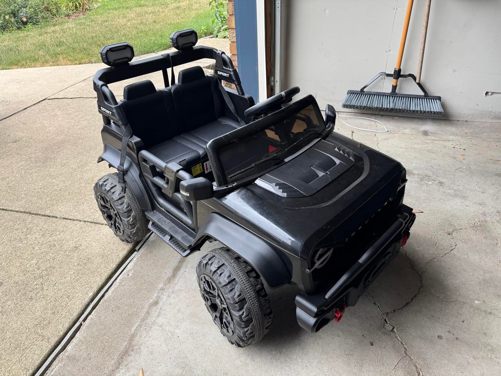 Best Choice Products Kids 24V 2-Seater Electric Ride On Car Truck w/ 132lb Weight Capacity, Parent Control, Bluetooth, LED Lights - Black customer photo 1