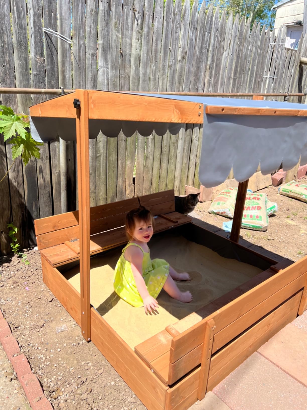 YOLENY Sandbox with Lid,Kids Sandbox with Cover Outdoor,Wooden Sand Box with 2 Foldable Bench Seats,Adjustable UV-Resistant Roof & Bottom Liner,Sand Box for Kids Ages 2-8, Perfect for Backyard,Beach customer photo 1