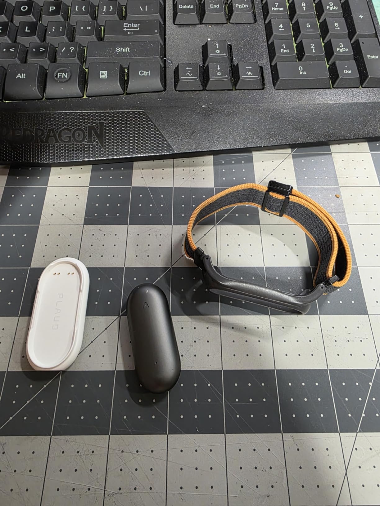 Plaud NotePin Wearable AI Voice Recorder, Lunar Silver, Non-S Version customer photo 2