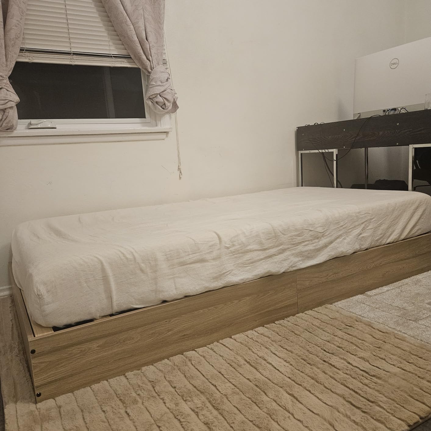 Full Size Bed Frame, Solid Wood Platform Bed with Sturdy Slats | Floor-Standing Bed Frame, Modern Minimalist Design, Space-Saving, No Box Spring Needed, Easy Assembly customer photo 1