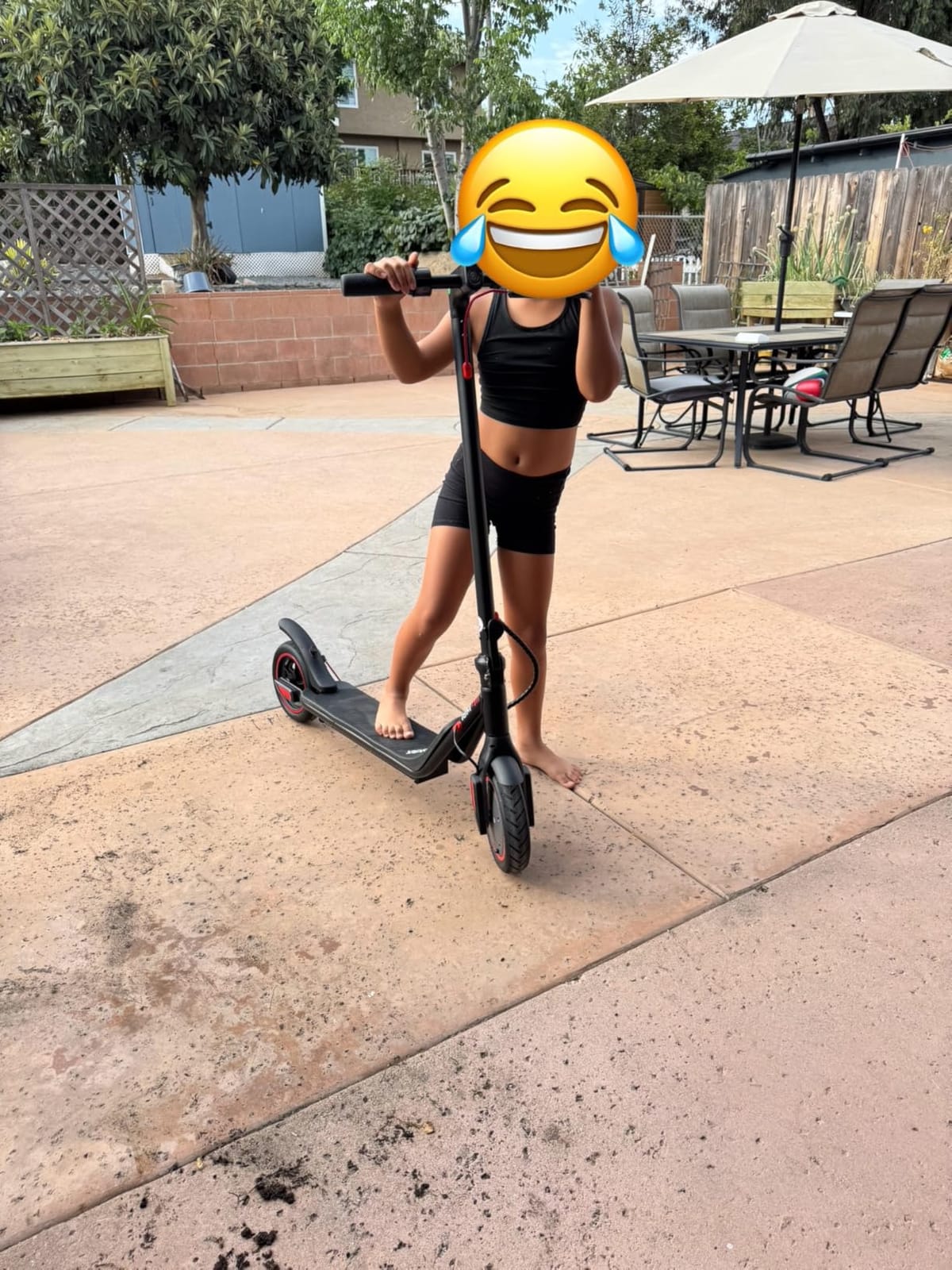 iScooter Electric Scooter for Adults&Big Kids, Portable Foldable E-Scooter | Cruise control, Smart App, dual braking, LED lights, and pneumatic tires for smooth campus, city, and daily rides customer photo 1