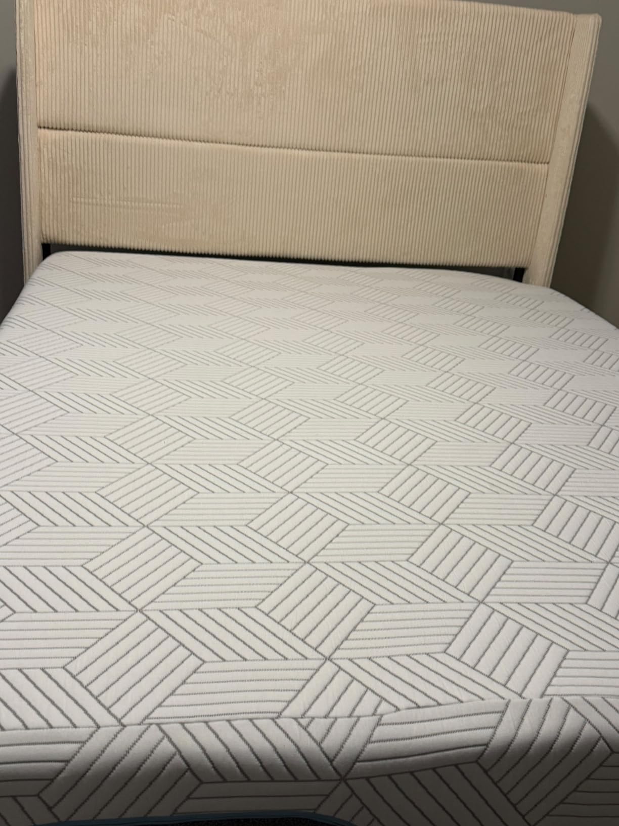 FATHOM Medium Twin XL Mattress 12 Inch Memory Foam Mattress Bed in a Box for Back Pain Relief and Cool Sleep with Gel Foam and Removeable Fiberglass Free Cover, CertiPUR-US Certified customer photo 1