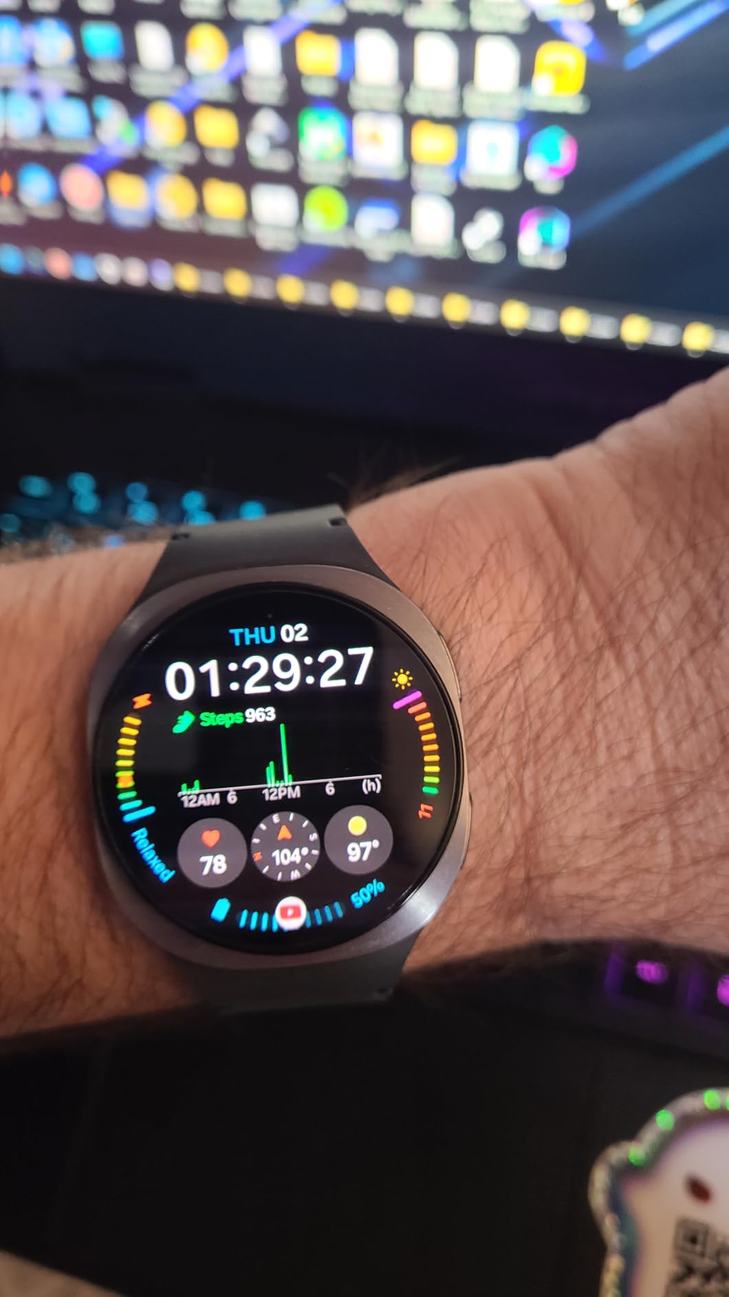 Samsung Galaxy Watch 8 (2025), Graphite, 40mm, Bluetooth Smartwatch customer photo 1
