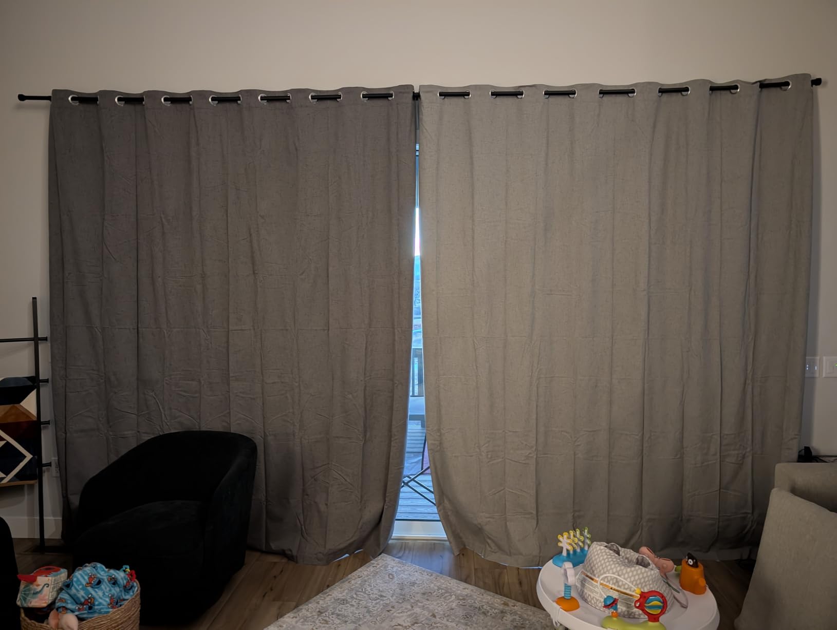 SwitchBot 2025 Automatic Curtain Opener 3 Rod-Bluetooth Control, WiFi&APP Control, Upgraded High-Performance, Add Hub to Work with Alexa, Google Home, HomeKit via Matter customer photo 1