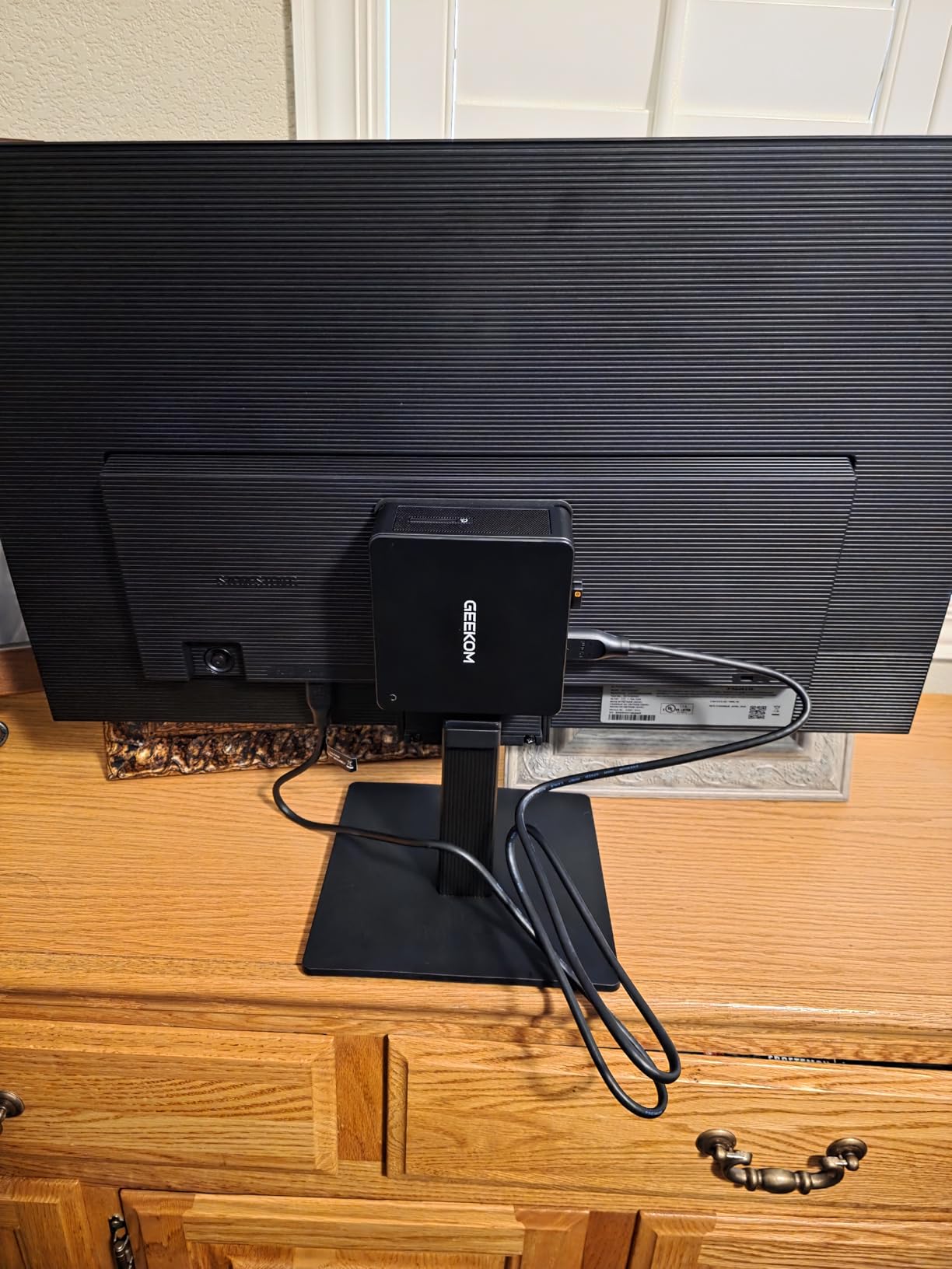GEEKOM Mini PC IT13 MAX,Ultra 9 185H,24GB RAM,500GB SSD(Upgradeable) | High Speed LPDDR5(5600MT/s)Industrial Computer (Arc Graphics) 8K | WiFi 7| Dual LAN|Gaming/Engineering/Multitasking(AI Boost) customer photo 2