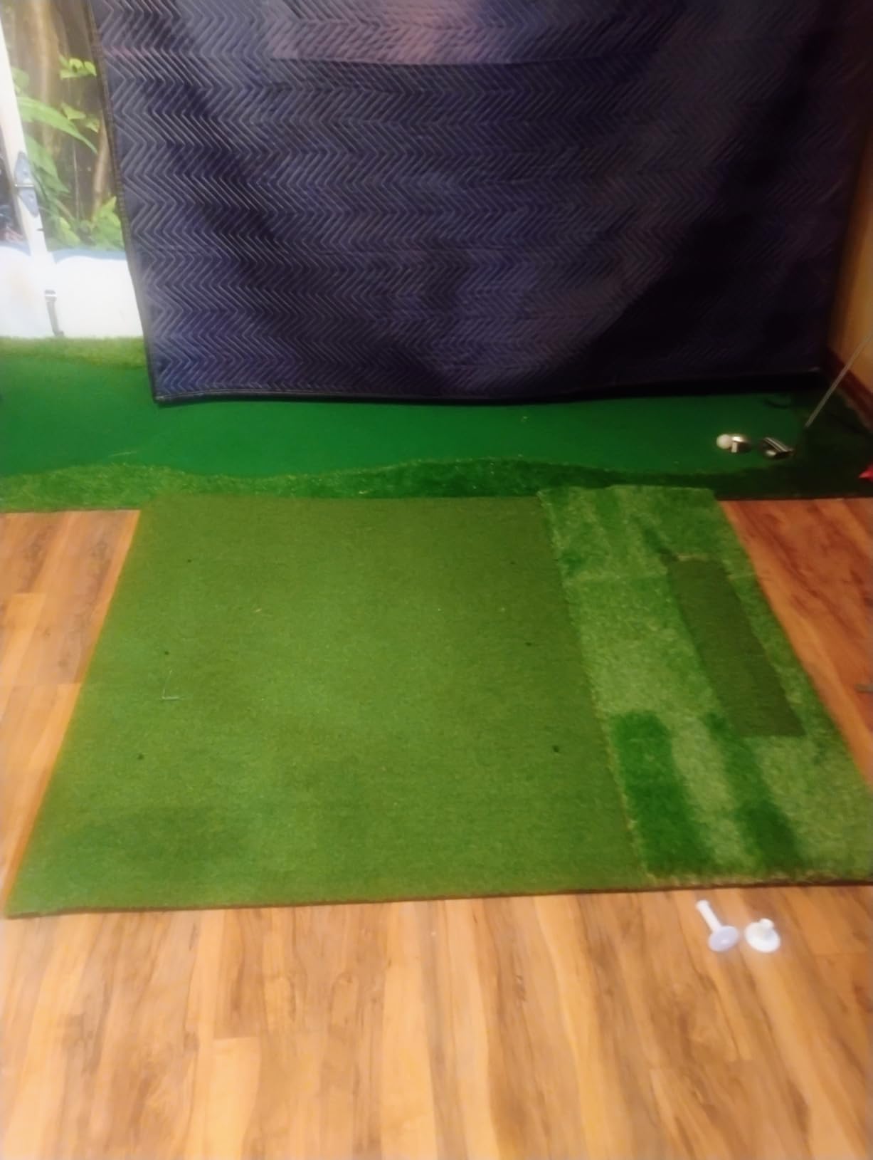 RELILAC Dual Turf Golf Mat with Ball Tray,5x4Ft 26-50mm Thickened Golf Hitting Mats for Indoor/Outdoor Practice,Turf Driving Range Mats for Golf Simulators and Chipping Swing Driving Training customer photo 1