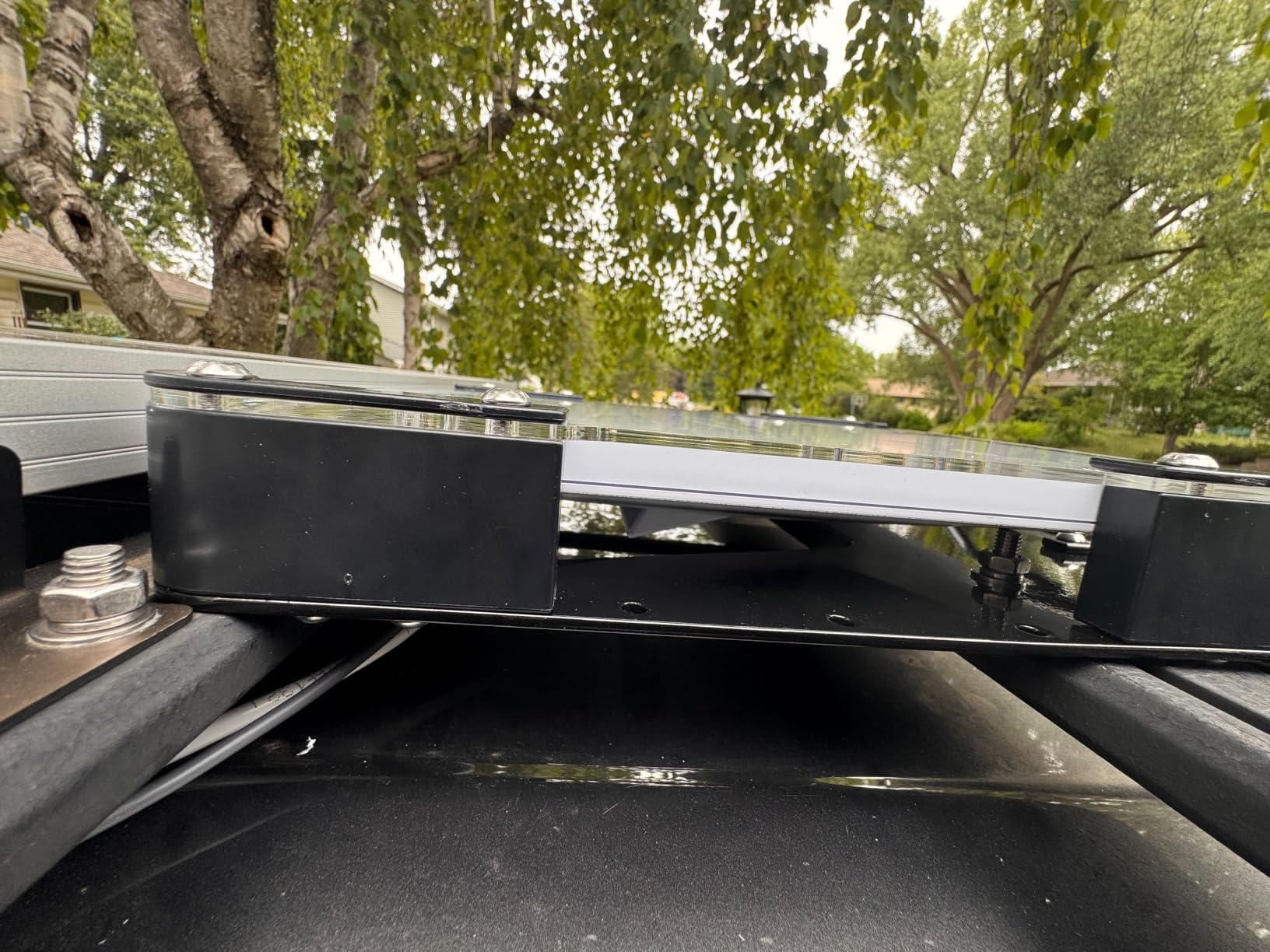 Starlink Mini Magnetic Roof Car Mount, Aluminum Frame with 3.5mm Acrylic Shield, Strong Magnetic Hold, Quick Install, Weatherproof, Hail & UV Resistant, Protective for RV,Camper Van, SUV, Boat – Black customer photo 2
