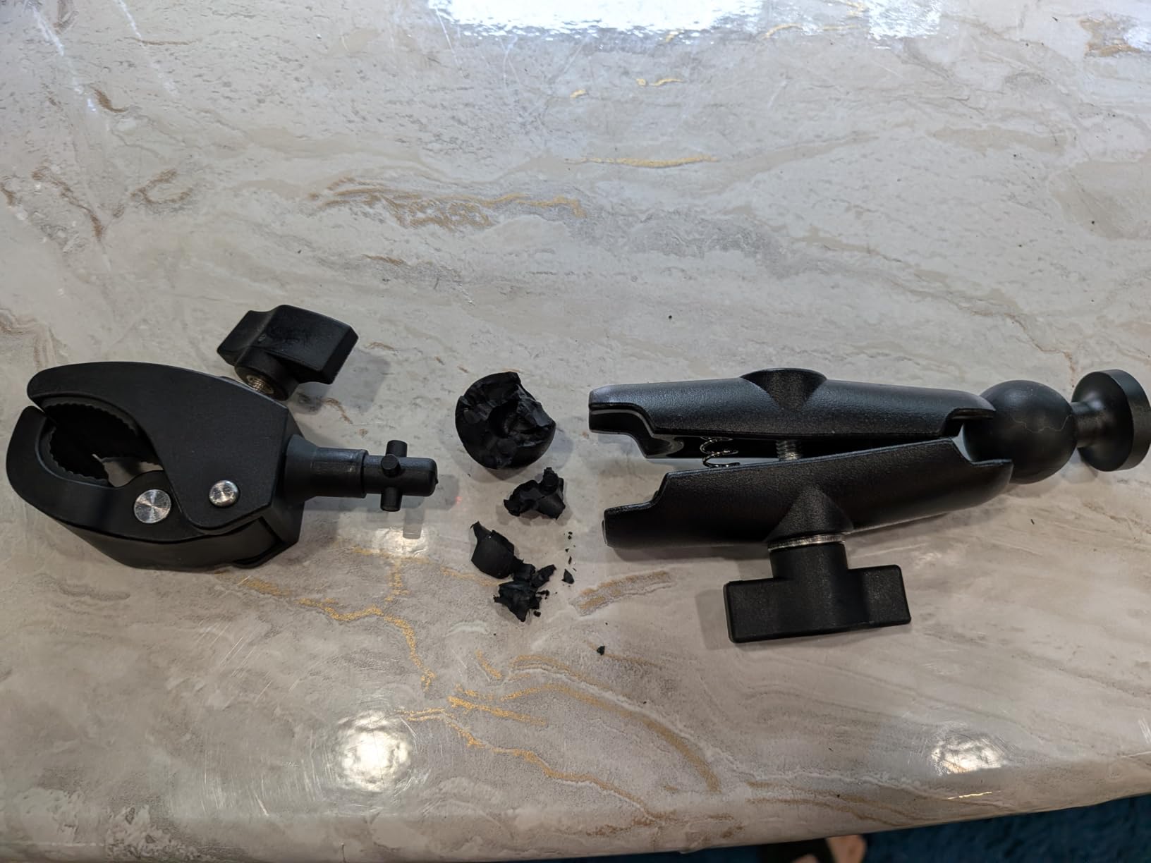 for 2026/2025 Starlink Mini Clamp Mount and 2024 Pipe Adapters, Born for Starlink Mini Pipe Adapter and Flat Mount for RV/Pole/Yacht/Camper/Guardrails, 2 in 1 Design customer photo 1