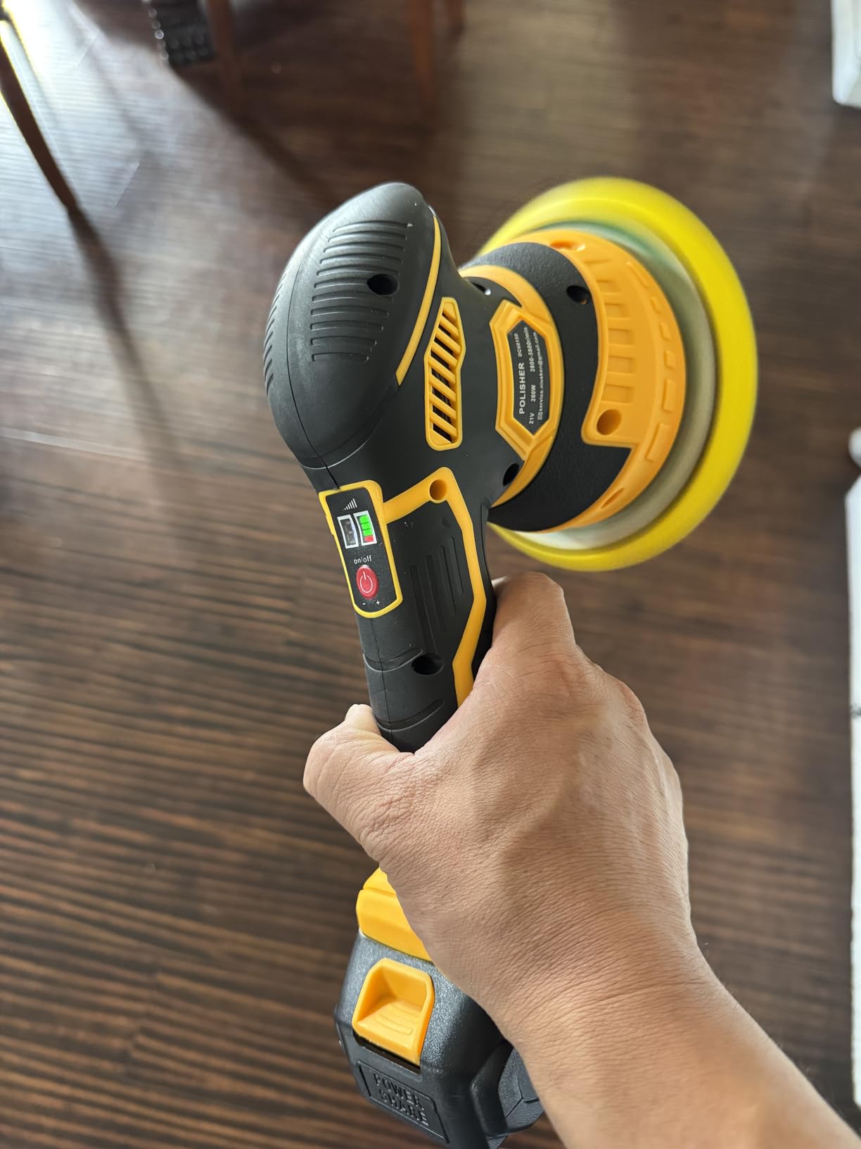 Cordless Car Buffer Polisher kit, DA Polisher with 2*21V Batteries customer photo 1