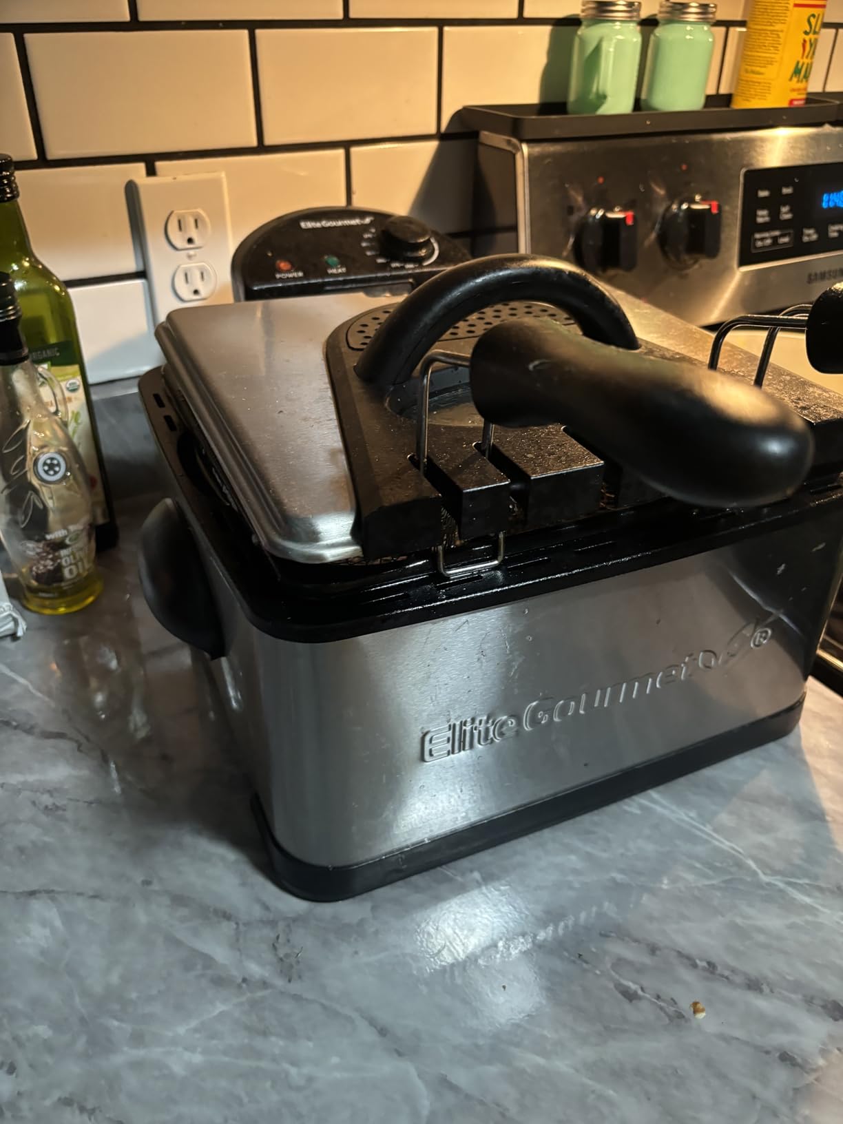 Elite Gourmet 4.5Qt Deep Fryer, Dual 2Qt Split Baskets, 1700W customer photo 2