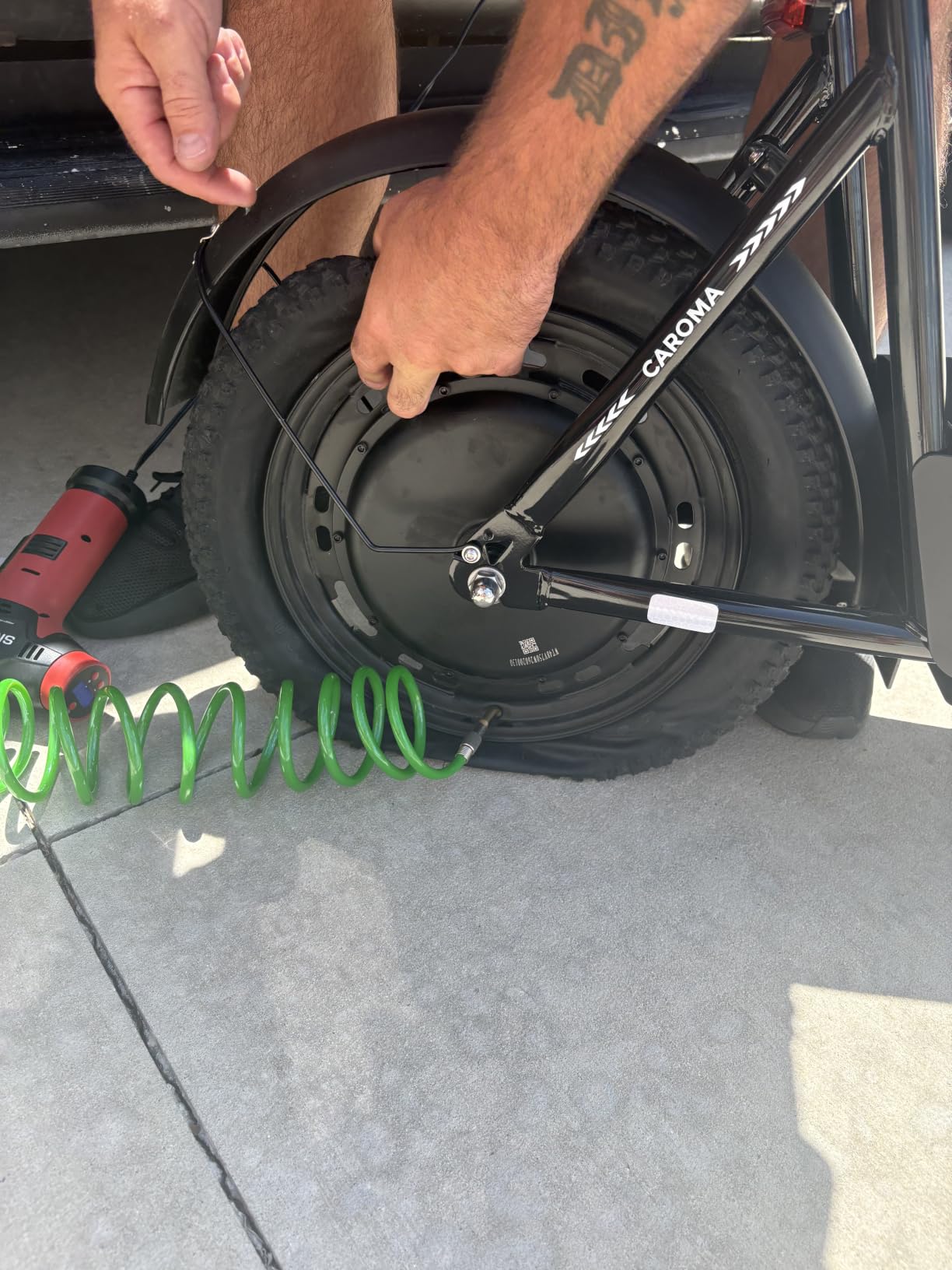 Caroma Peak 1200W Electric Scooter with Seat,30Miles&20MPH customer photo 1