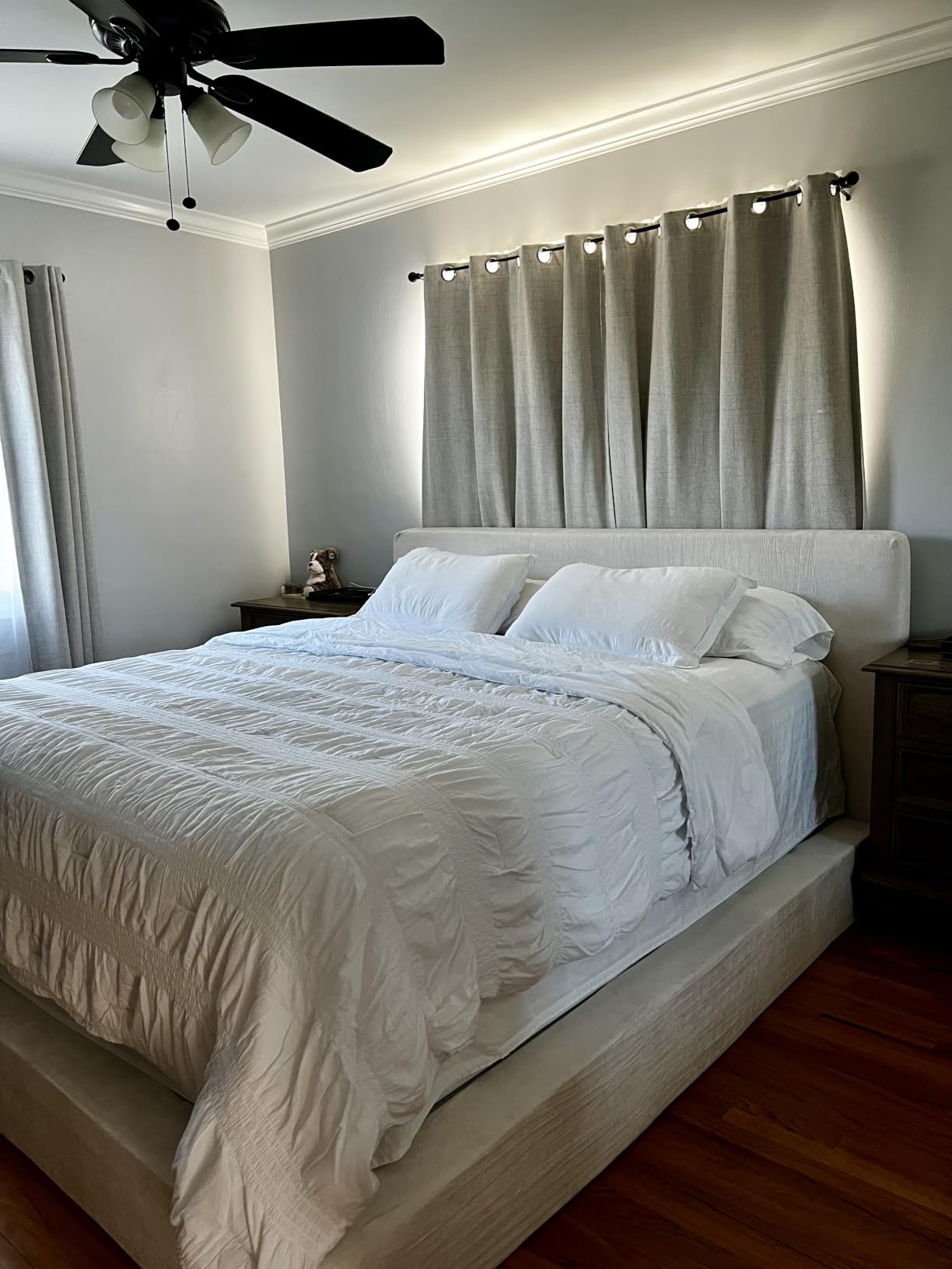 RECCI AirFrame Queen Upholstered Bed Frame with Plush Padded Headboard | Plush Padded Headboard, 360° Soft Foam Surround, Low Profile Cloud Bed Frame, No Box Spring Required, Easy Assembly customer photo 2
