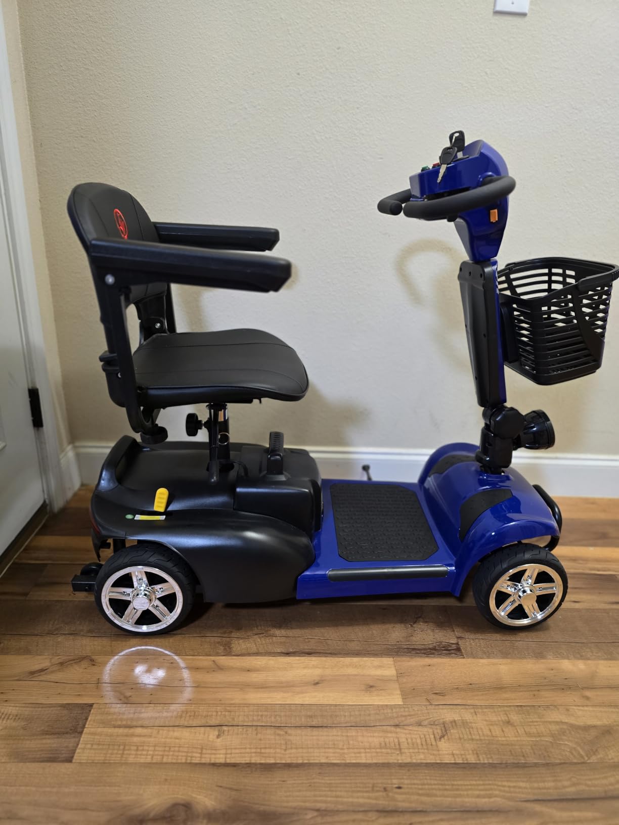 Ecomobi 32 Miles Heavy-Duty 1000W MobilityScooter for Seniors & Adults customer photo 1