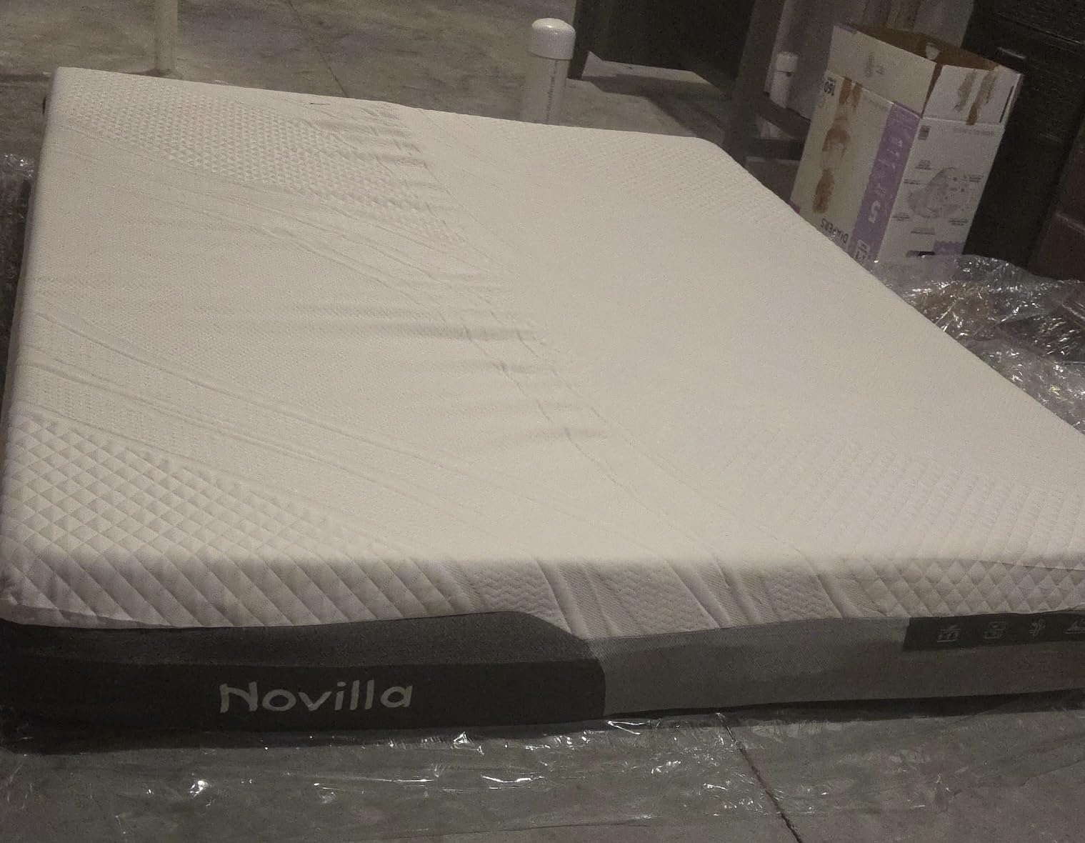 Novilla Bliss Cooling Queen Mattress, 14 Inch Gel Queen Memory Foam customer photo 1