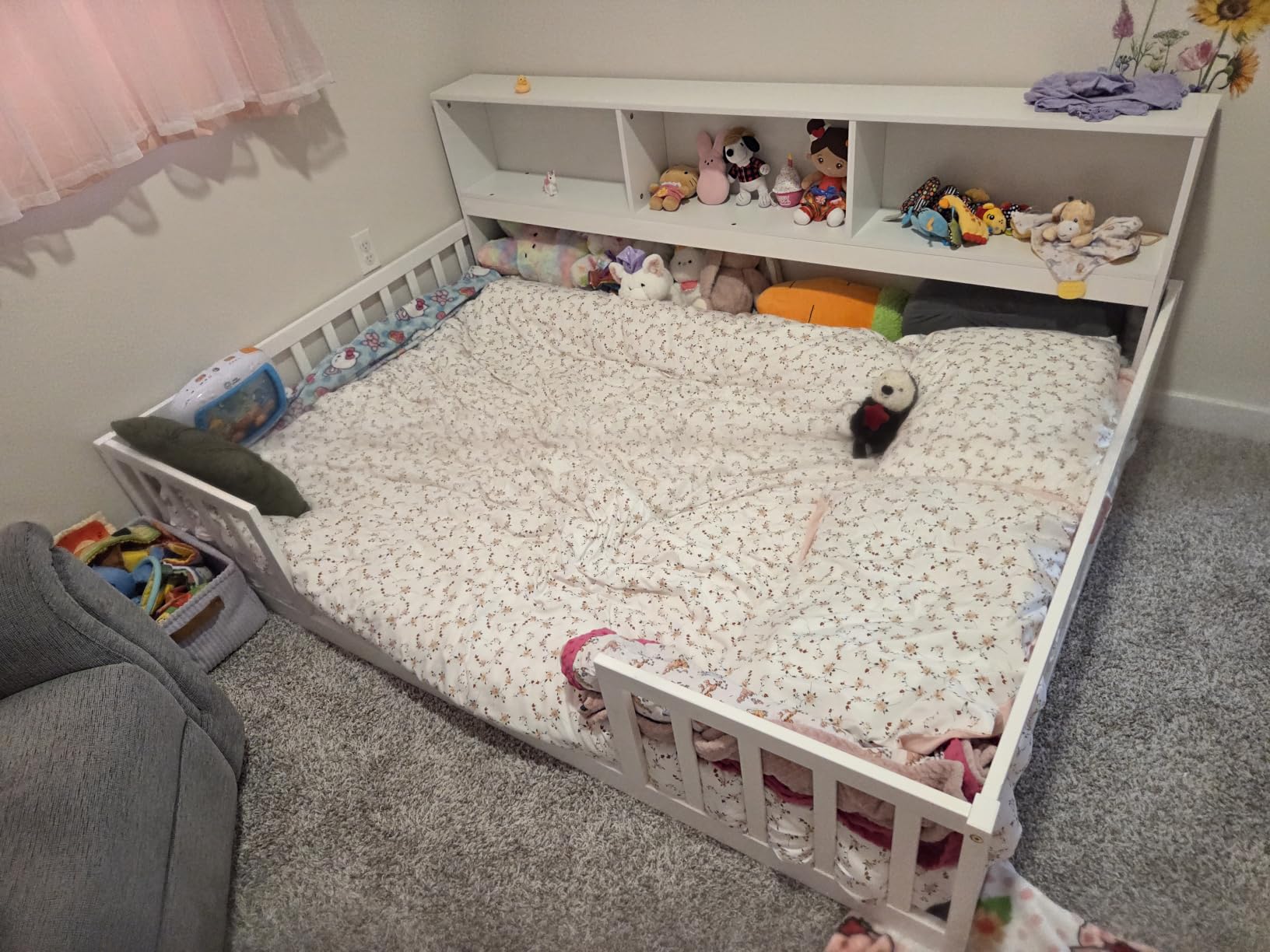 GIANTEX Full Size Floor Bed for Kids, Wooden Montessori Bed Frame with Bookcase, Storage Shelves & Safety Fence Rails, Floor Beds Full for Girls, Boys, No Box Spring Needed, Without Slats, Natural customer photo 1