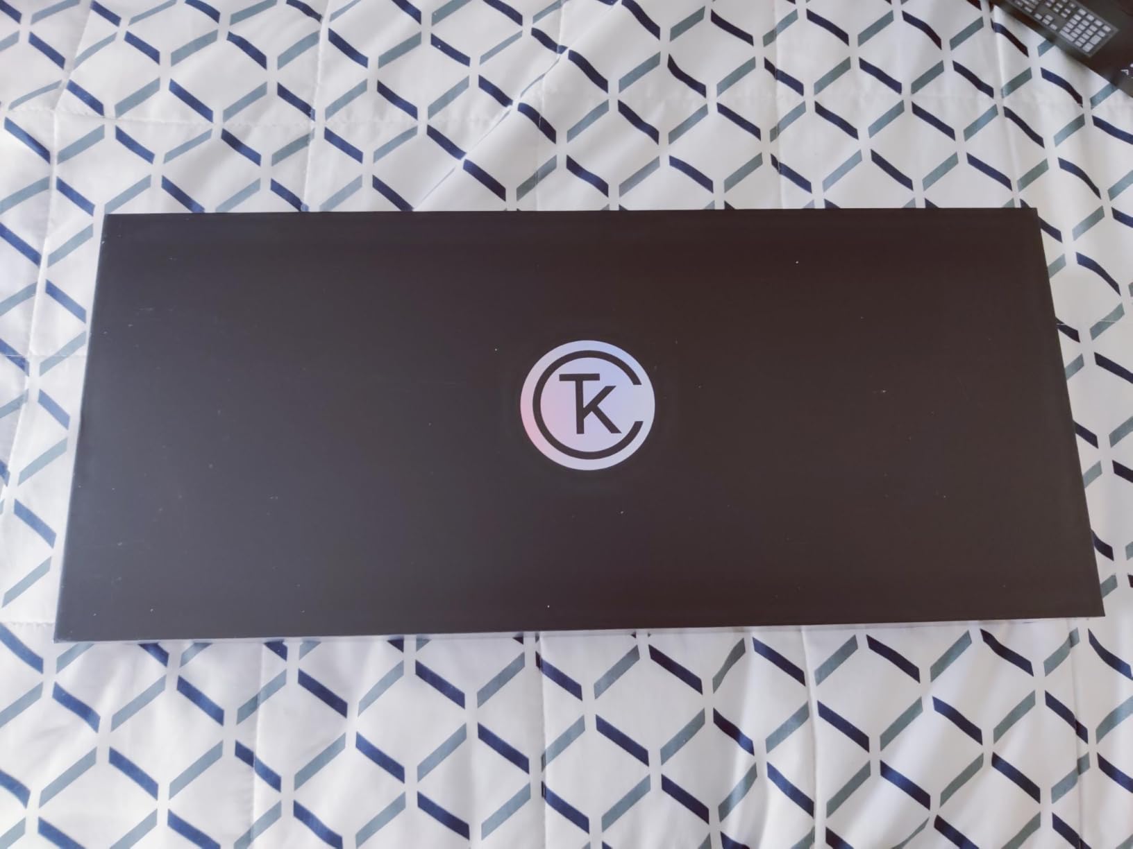 Keychron V6 8K Full Size Wired Mechanical Keyboard with Programmable Knob, 8000 Hz Polling Rate, OSA PBT Keycaps, Hot-swappable Super Red Switches, RGB Backlit for Mac Windows Linux customer photo 2