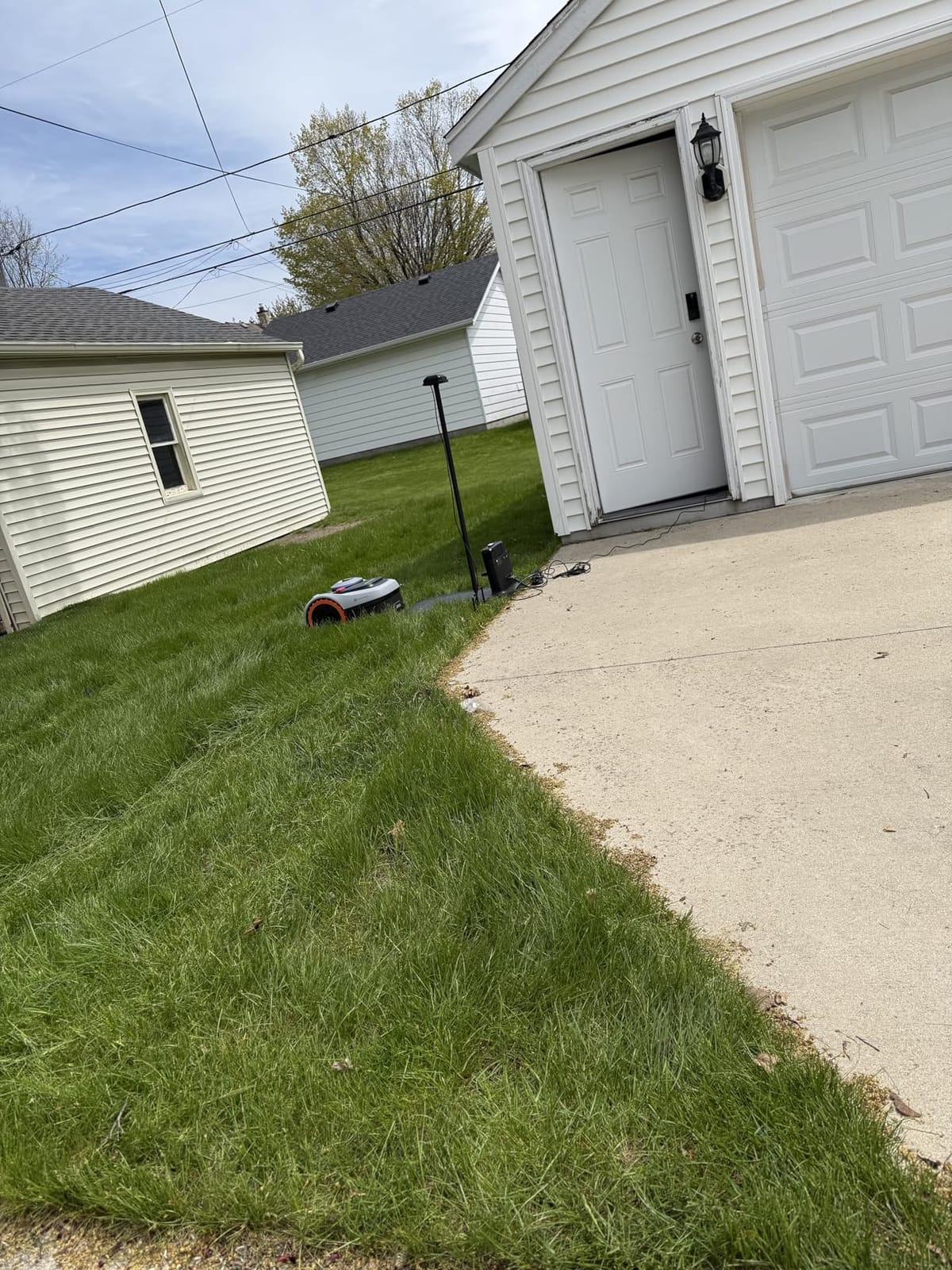 Segway Navimow i206 AWD Robot Lawn Mower, New i105N, 0.15 Acre, 45% Slopes customer photo 2