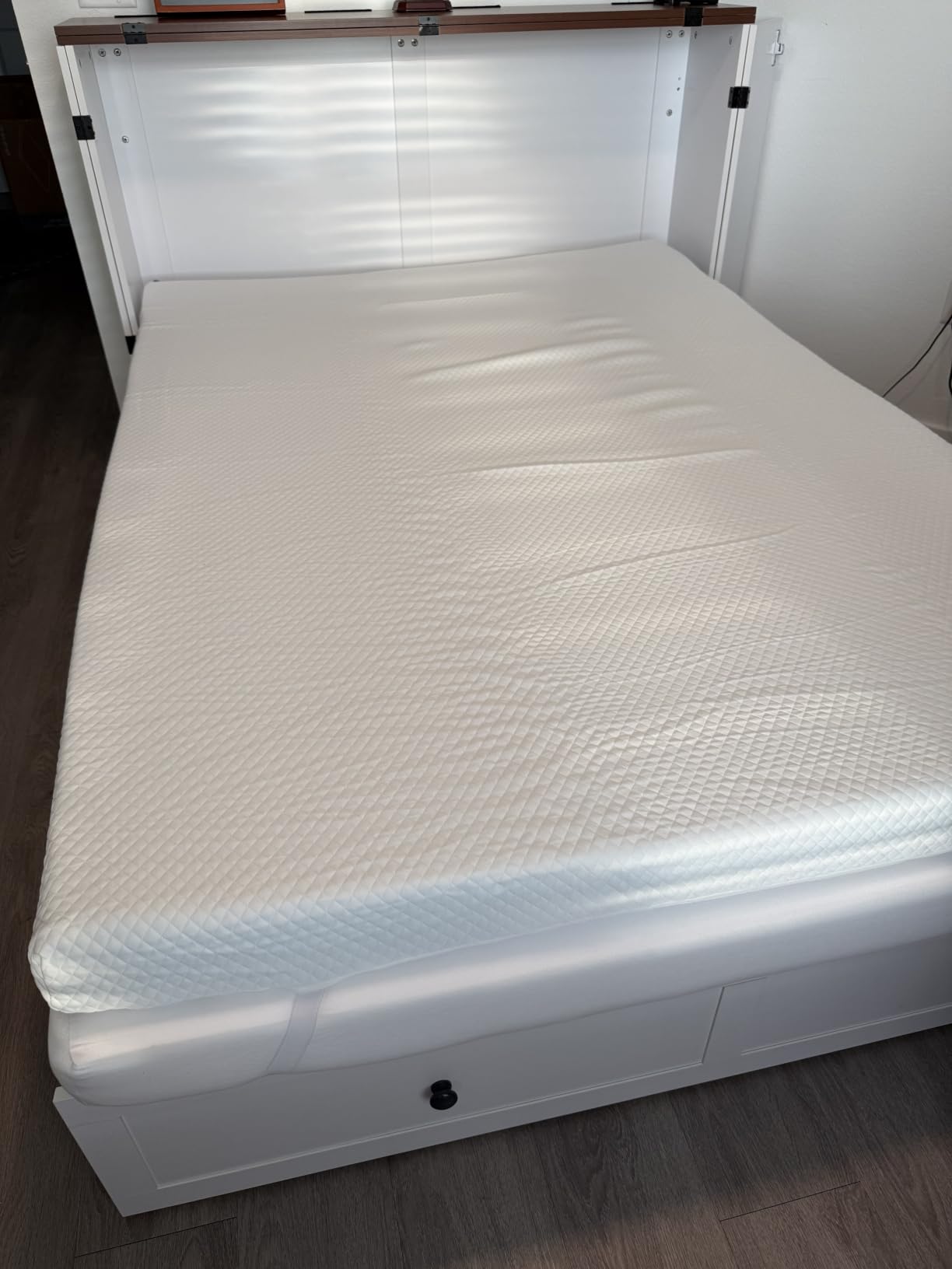 BALUS Full Size Murphy Bed with Mattress Included, 57'' W Murphy Bed Full with USB Charging Station & 2 Storage Drawers, Murphy Cabinet Beds for Living Room, Apartment, Home Office, Bedroom-White customer photo 2