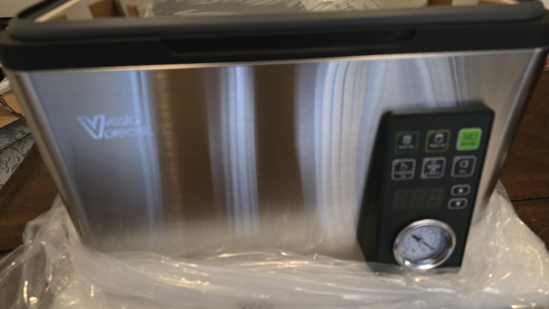 Vesta Precision 12” Chamber Vacuum Sealer, 5.6Qt chamber, Auto Vacuum Time customer photo 1