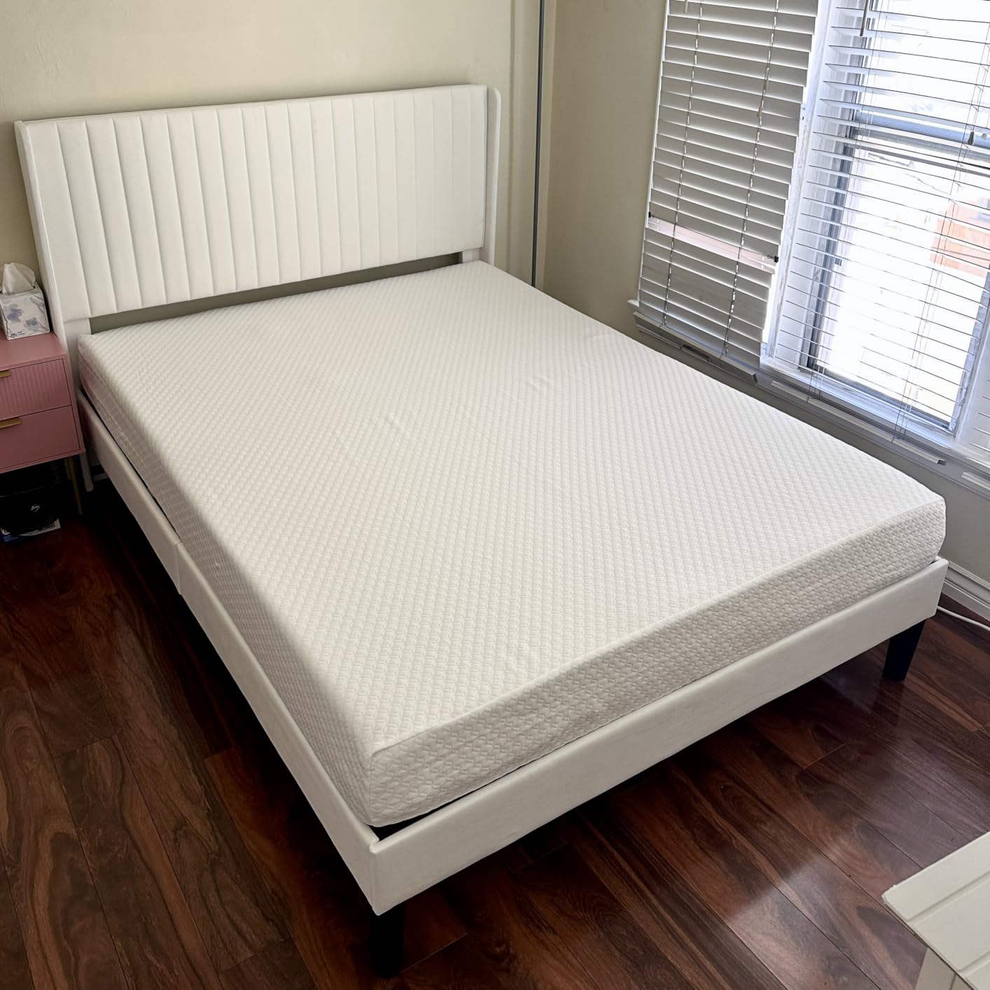 Neo Sleep Queen 12 Inch Hybrid Pocket Spring Mattress, Motion Isolation customer photo 1