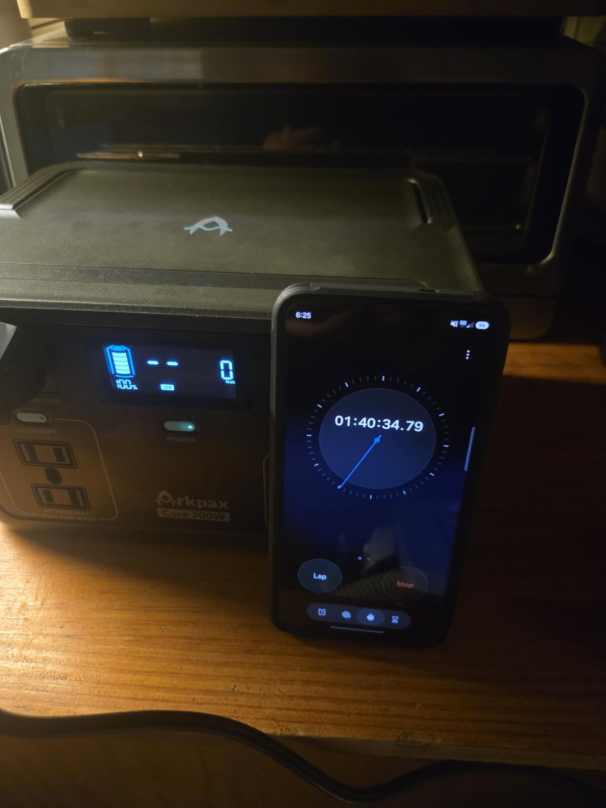 1200W Portable Power Station 1024Wh Solar Generator customer photo 2