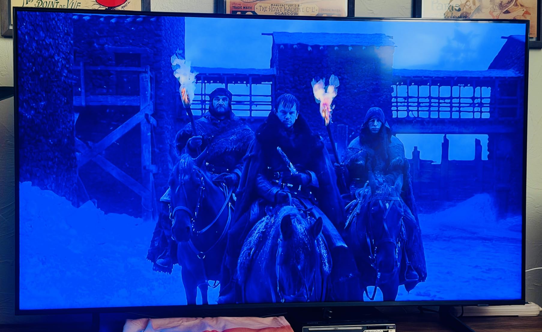 Samsung 43-Inch Class QN70H Series, Neo QLED Mini LED, 4K, Smart TV, 2026 customer photo 2