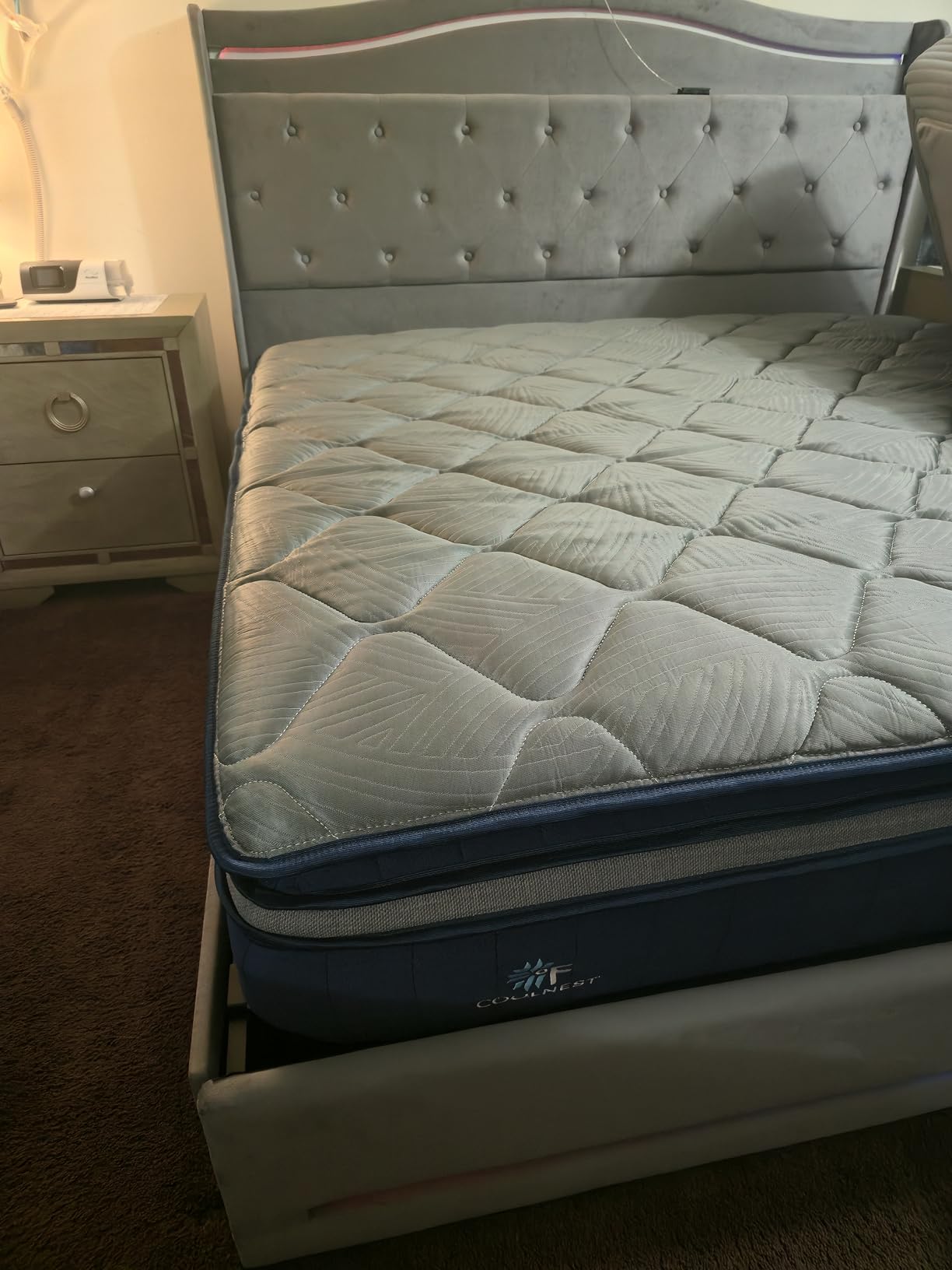 Sweetnight CoolNest Hybrid King Size Mattress 14 Inch, Cooling Pillow Top | Cool Night Sleep for Hot Sleeper, 7-Zone Ergo Support for Pressure Relief, 4 Stage Cool Enhanced Breathability, Medium Firm customer photo 1