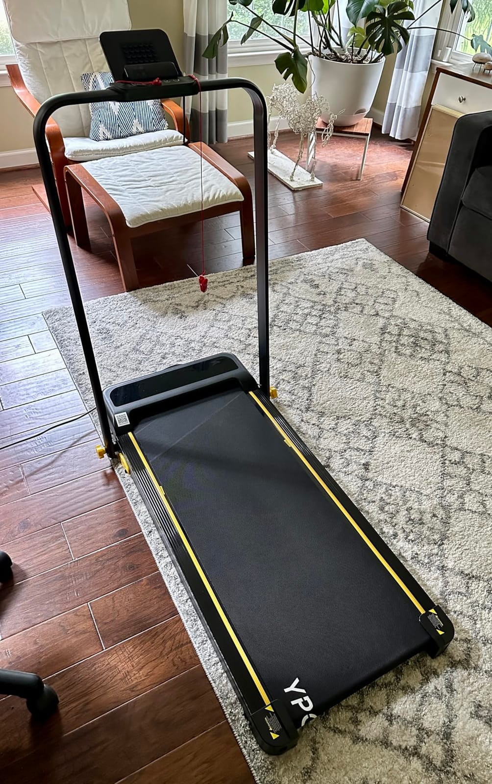 YPOO Foldable Treadmill with Incline, Walking Pad with Handle Bar 3 Level Incline, Portable Folding Treadmills for Home/Office 300 Lbs Capacity, Quiet Desk Treadmill with Remote Control & APP customer photo 1
