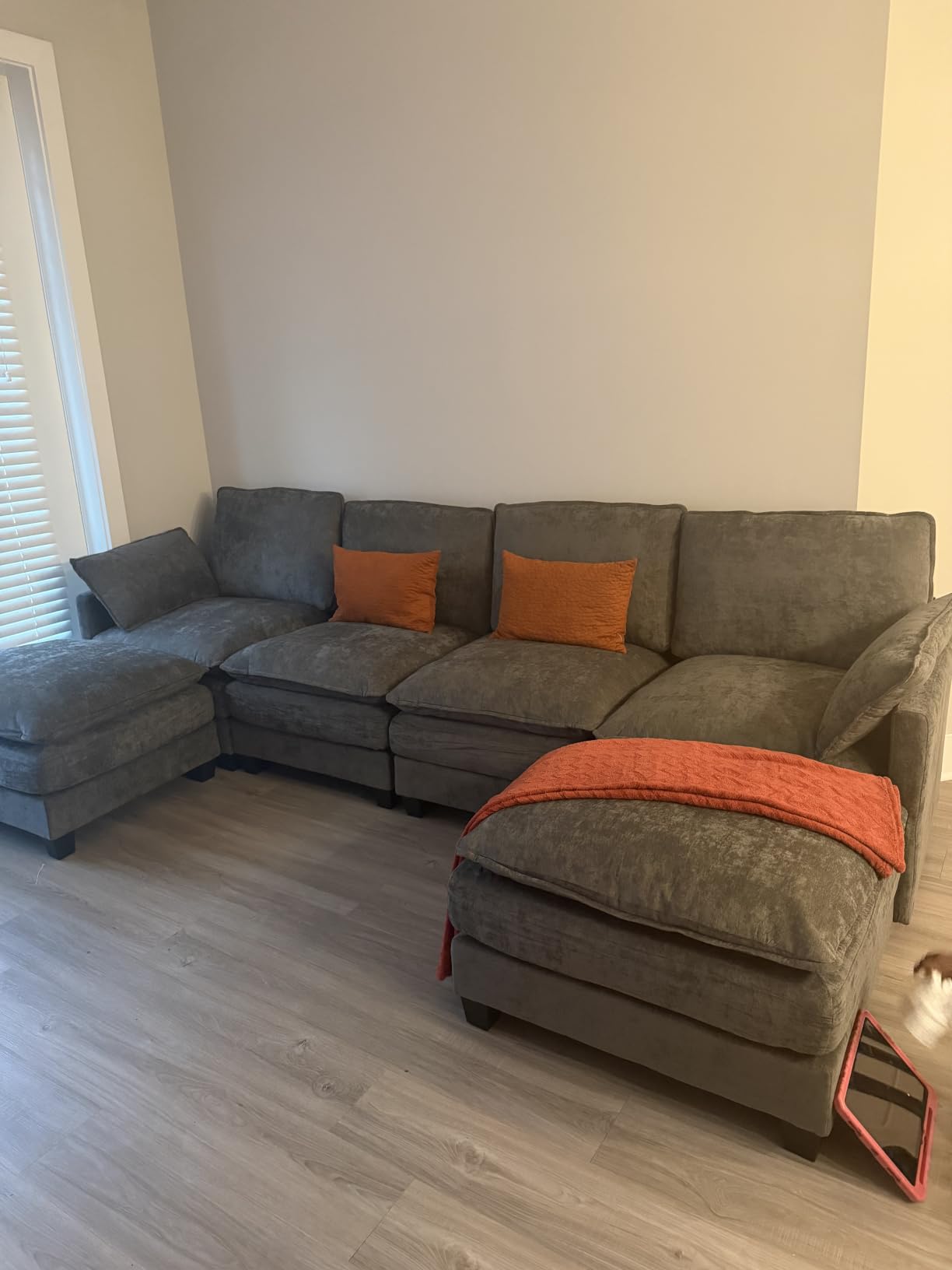 U Shaped Modular Sectional Couch, Comfy Sofa for Living Room | Comfortable Foam Cushions, Sturdy Frame, Appealing Look, Easy Assembly, Soft Chenille Fabric, Movable Ottoman, Dark Gray customer photo 2