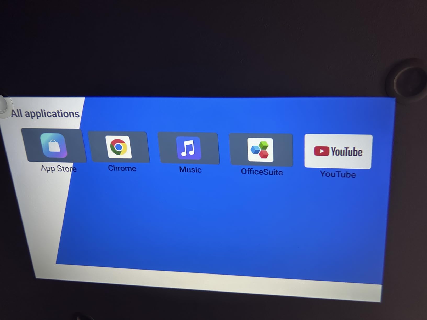 HP Projector with Netflix, USB-C Power Bank Compatible, 4K Supported MC475 customer photo 2