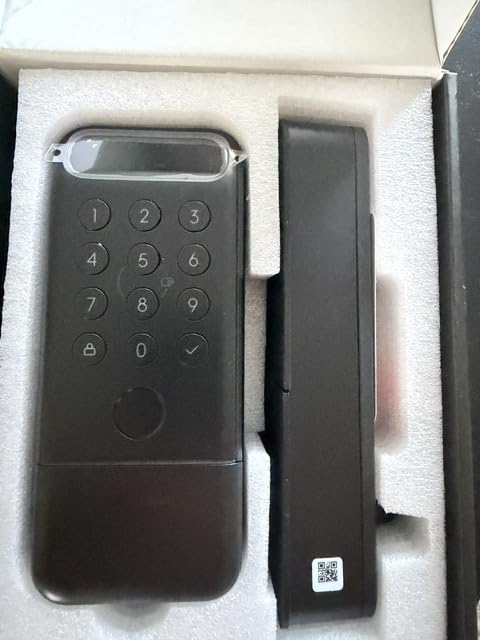 SwitchBot Lock Vision Pro Smart Lock, 3D Face Recognition + Palm Vein + Fingerprint, Keyless Entry Deadbolt for Front Door, 12-Month Battery, WiFi No Hub, Auto-Lock, Matter, Apple Home, Alexa, Google customer photo 1