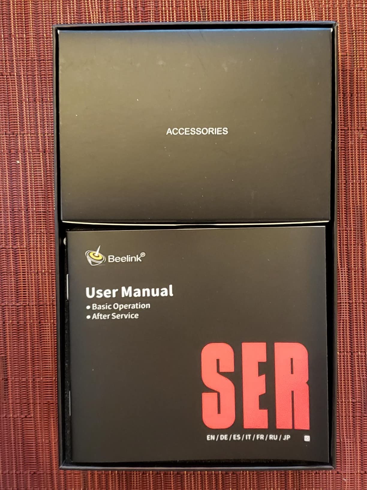 Beelink SER8 Mini PC W11 Pro, AMD Ryzen 7 8745HS 16GB DDR5 500G NVME SSD | AMD Radeon 780M 12 core 2600 MHz, WiFi 6/BT5.2/2.5G LAN, HDMI 2.1+DP1.4+USB4 Triple Display Mini Gaming PC customer photo 2