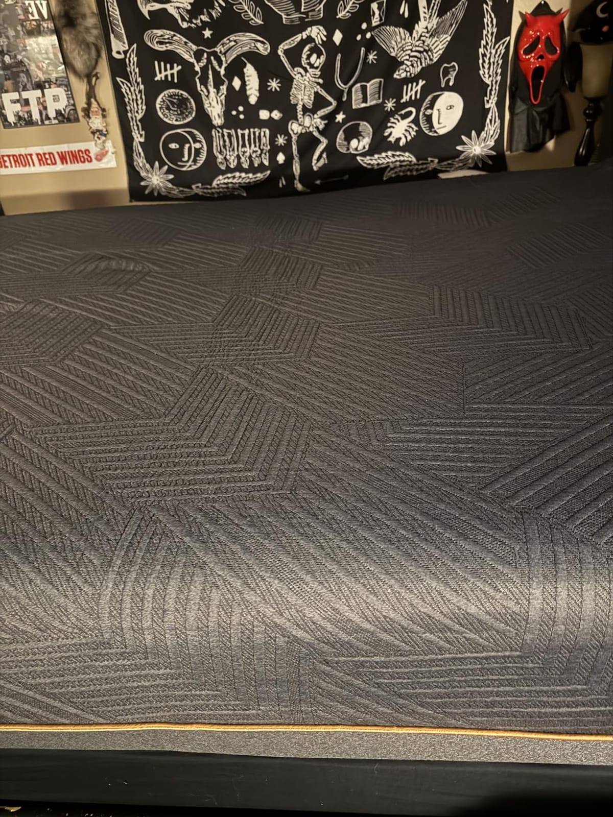 Dyonery Queen Size Mattress 14 Inch Cooling Copper Gel Memory Foam, Firm | Back Pain Relief, Fiberglass Free, Balanced Softness & Pressure Point Support, Foam Made in USA customer photo 1