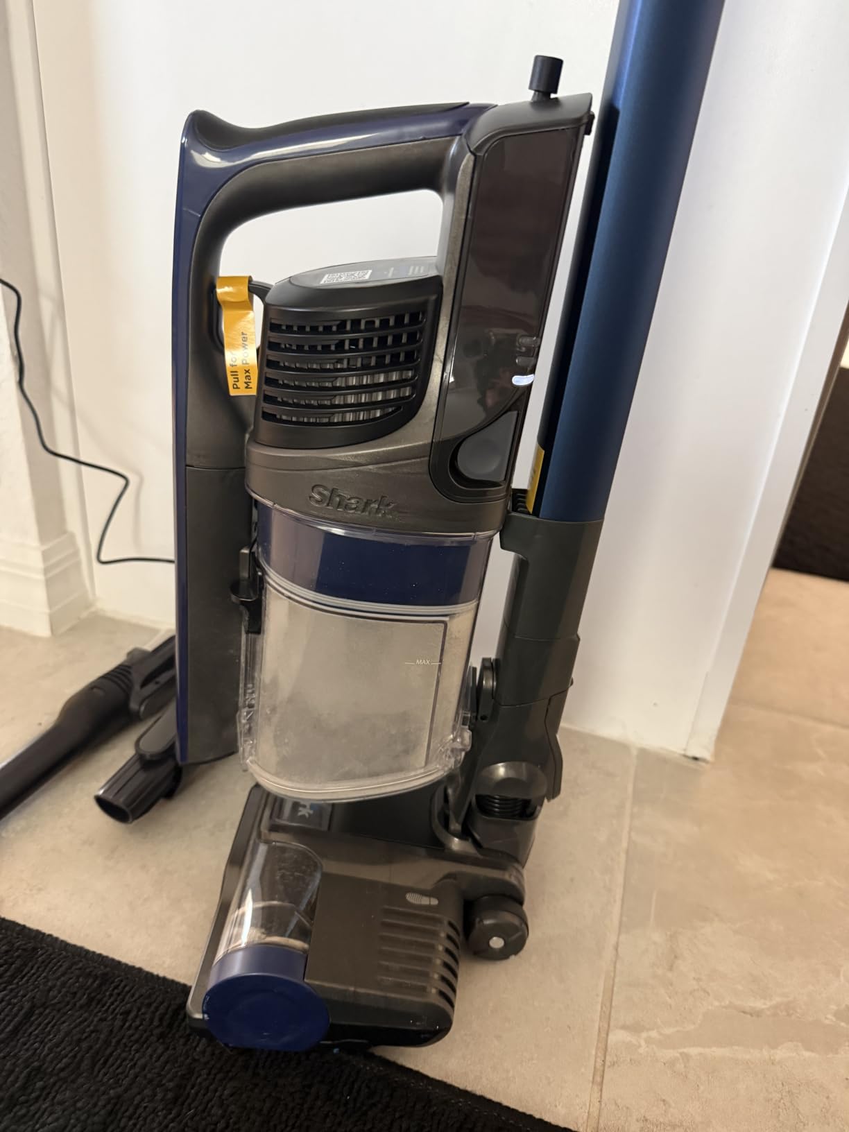 Shark Cordless Pet, Cordless Lightweight Stick Vacuum Cleaner, IY143H customer photo 2