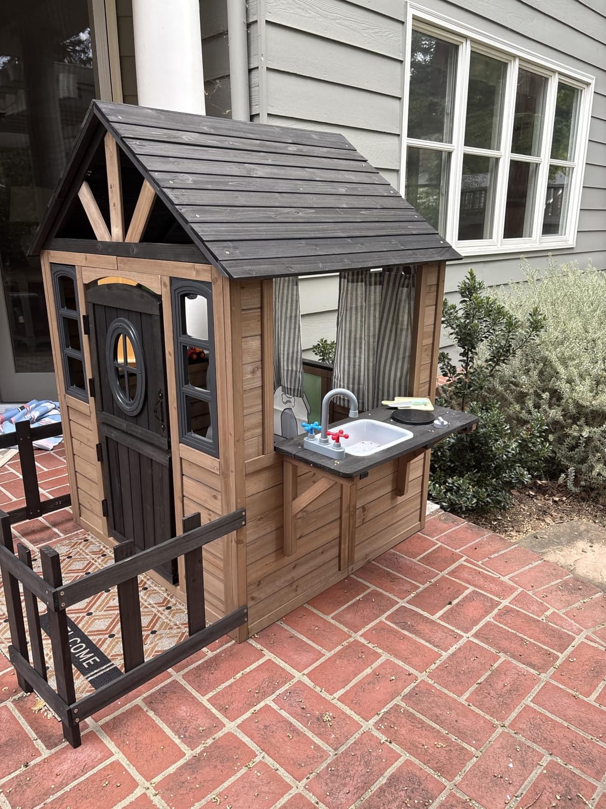 Albott Outdoor Wooden Playhouse for Kids, Backyard Cottage with Fence customer photo 2