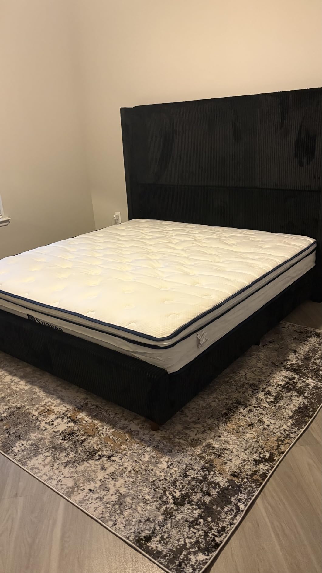 King Size Mattress 12 Inch, Upgraded Luxury Hybrid King Mattress in a Box | Hotel-Level Design, Cooling Gel Memory Foam & Zoned Pocket Spring, Back Pain Relief, Edge Support, Certified Safe, 365-Trials customer photo 1