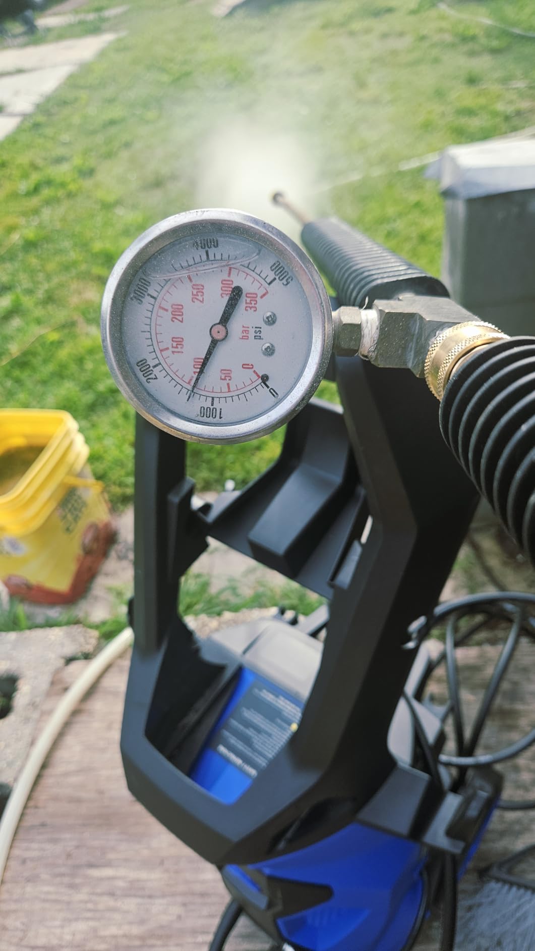 BILTHARD 3500 PSI Gas Pressure Washer, 2.6 GPM Heavy Duty Power Washer with 212cc 4 Cycle Engine, Spray Gun and Wand, 5 Quick Connect Nozzle Tips, 30 Foot Hose customer photo 1