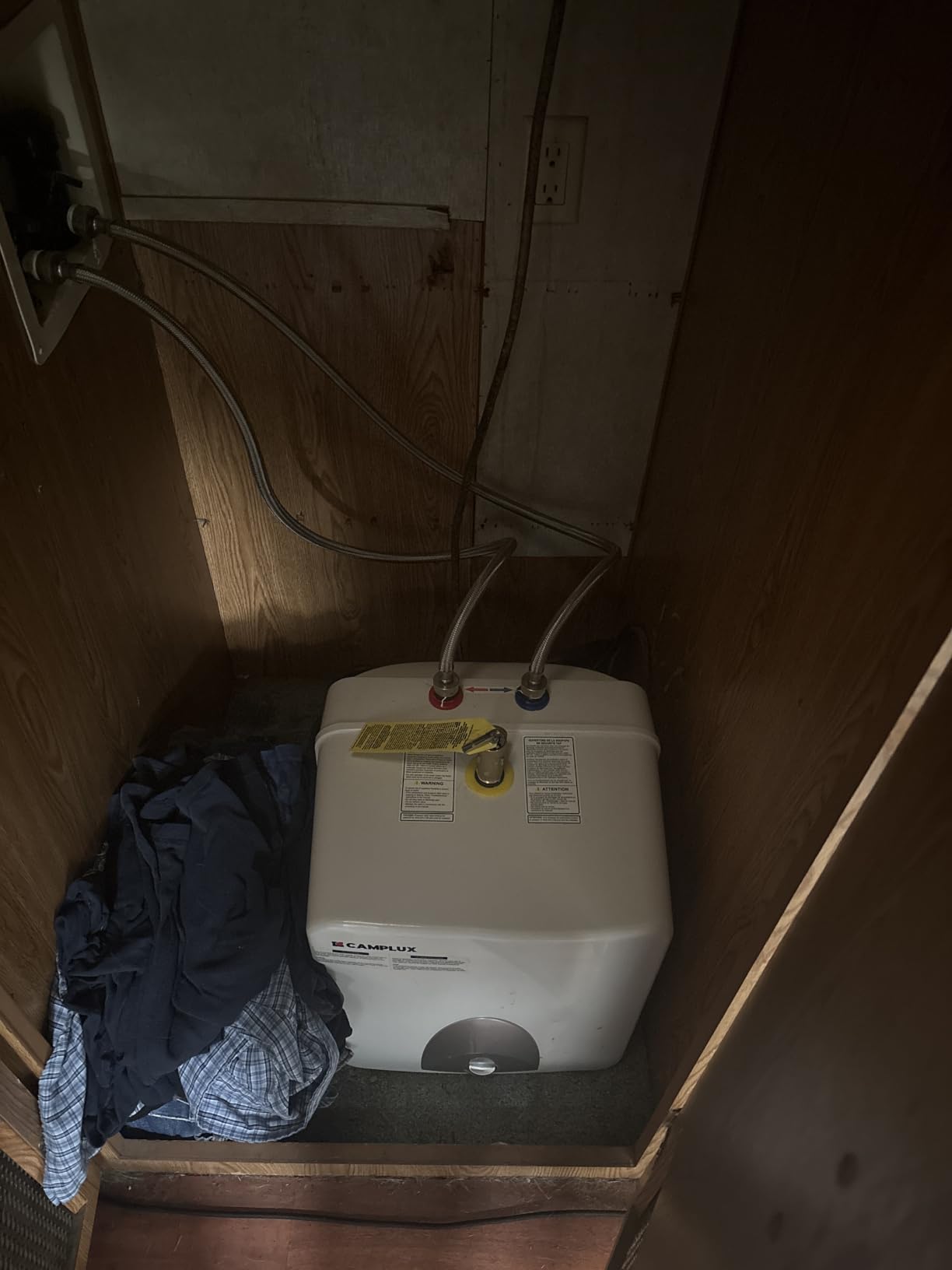 CAMPLUX 6000W 240V Tankless Electric Water Heater, Point of Use ETL Listed customer photo 1