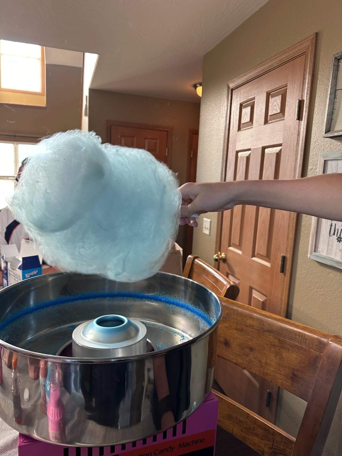 Cotton Candy Machine Commercial, Upgraded 1000W Efficiently Cotton Candy Maker with Stainless Steel Bowl, Bowl Cover, Sugar Scoop, Easy & Safe to Use, Candy Floss Maker for Home, Party, Festival customer photo 1