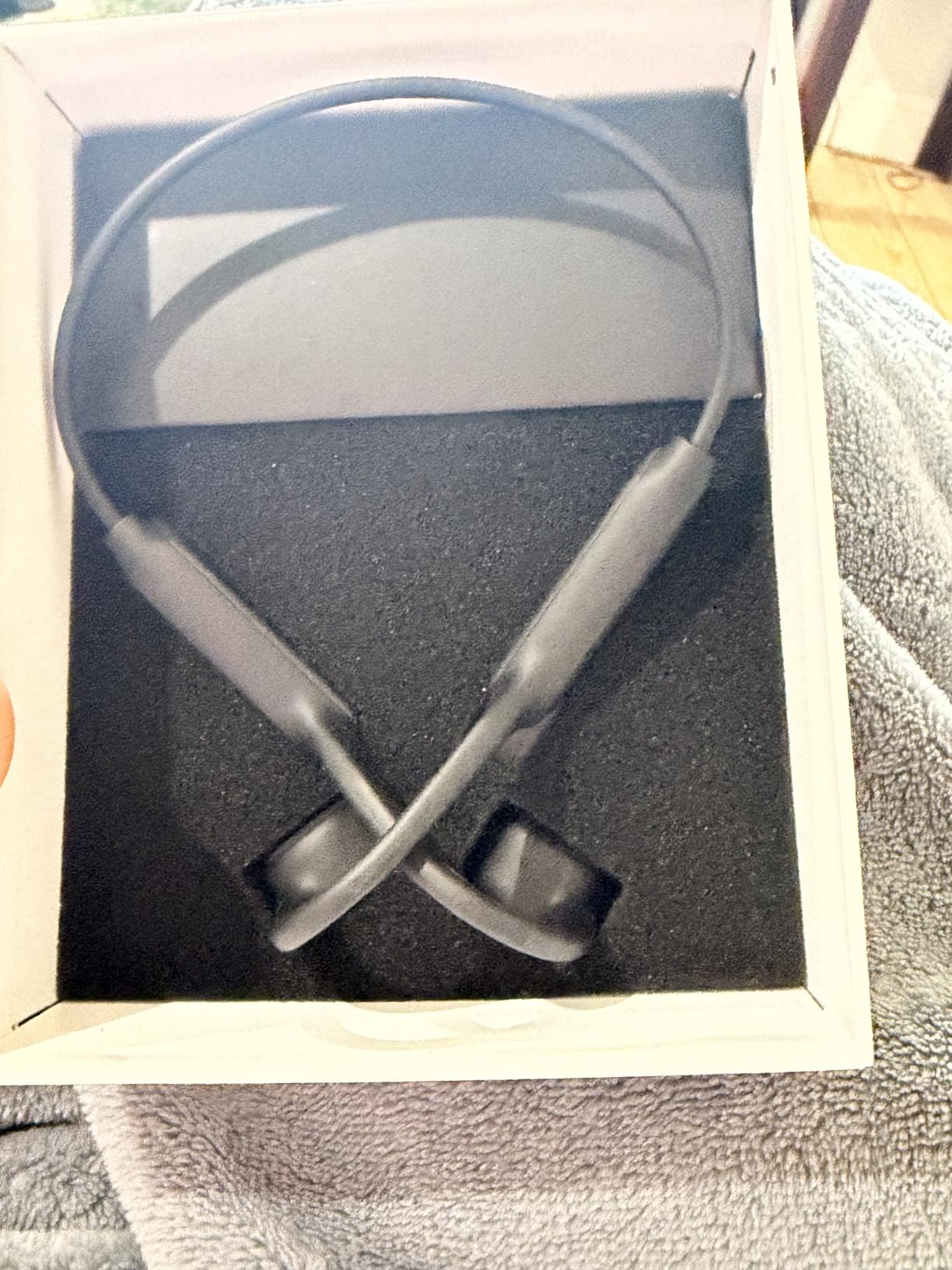 New Open-Ear Bone Conduction Headphones - Bluetooth 6.0, Long Battery Life, Ultra-Light Wireless Headset with Stable Connection, Ideal for Running, Cycling, Workout, Hiking customer photo 2