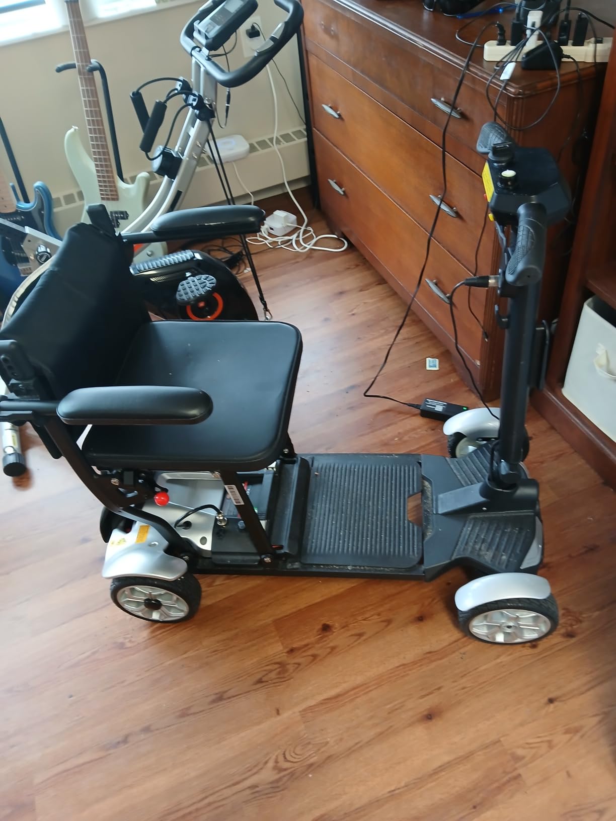 Mobility Scooter for Adults w/Lithium Battery, 43lbs, Red, 30MI customer photo 1