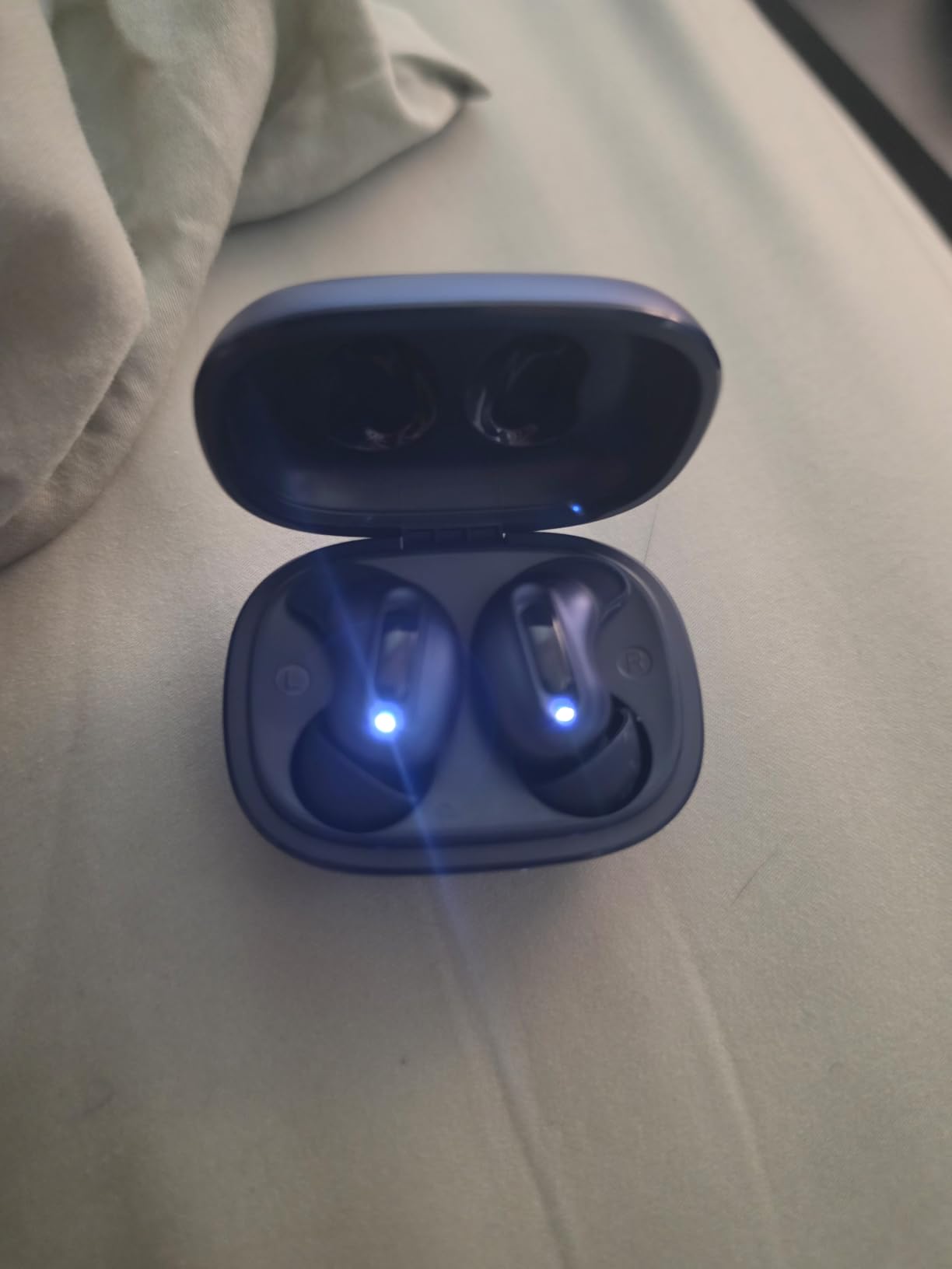 Mini ANC Sleep Earbuds, Wireless Ear Buds Headphones for Side Sleepers customer photo 1