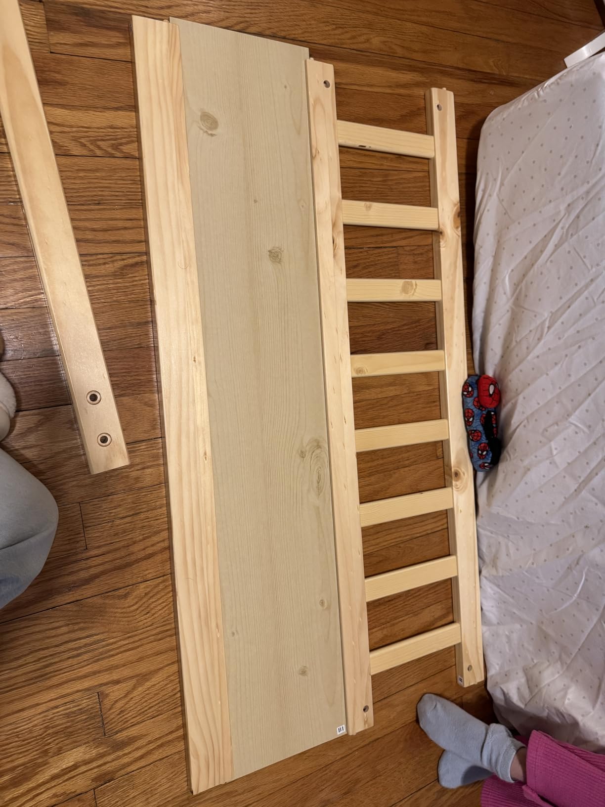 Bellemave Full Size Montessori Floor Bed with Slats and High Fence, Natural | Low Profile Montessori Bed Frame with Guardrails and Open Entrance, Easy Assemble Montessori Floor Bed for Kids customer photo 2