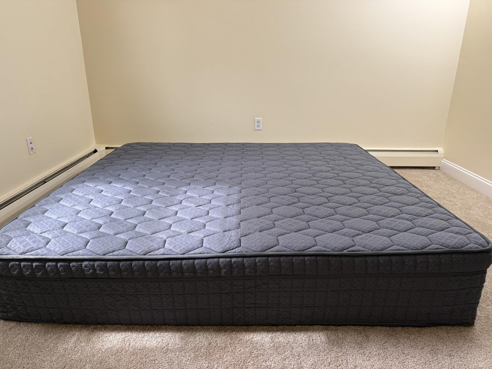 Firm King Size Mattress for Pain and Pressure Relief, 12 inch Cooling Hybrid Mattress with Extra Back and Lumbar Hip Support, Fiberglass Free, 365 Nights Trial, 10 Years Warranty customer photo 2