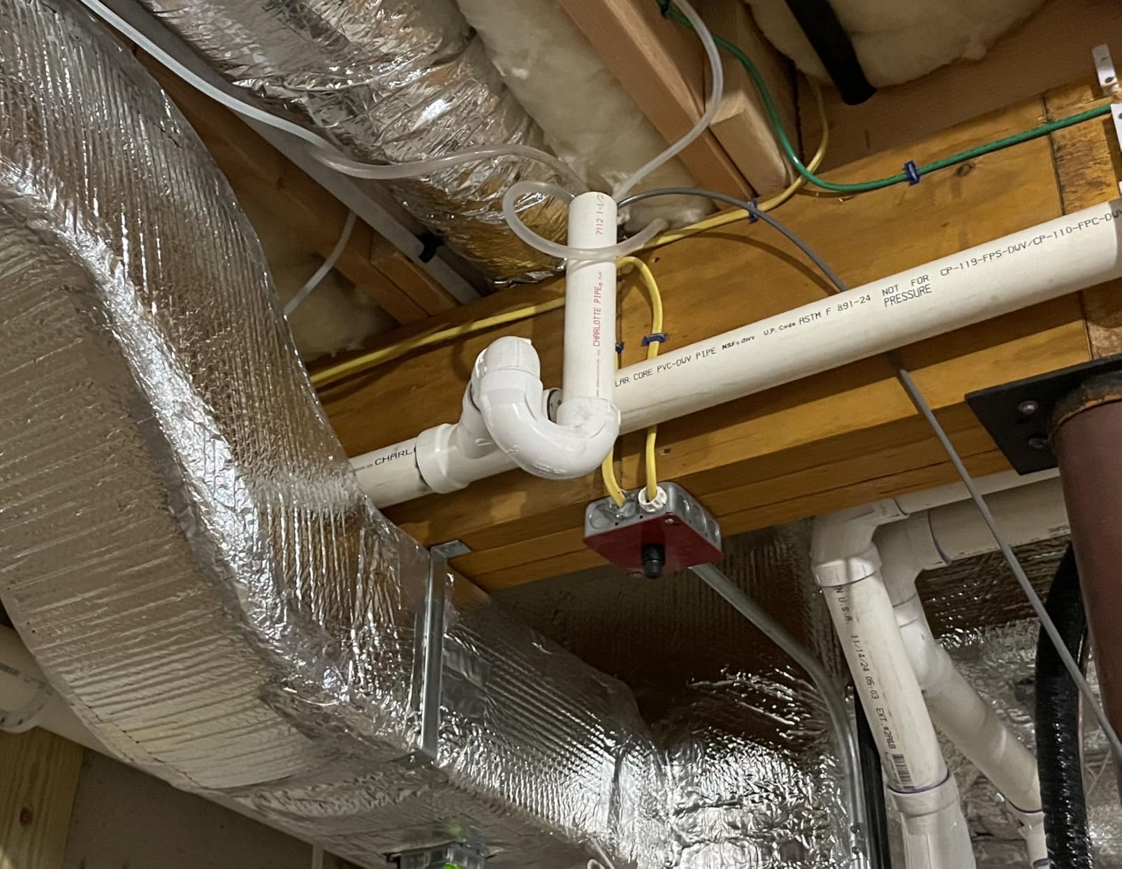 Yaufey 70 Pints Energy Star Commercial Dehumidifier with Drain Hose for 5000 Sq. Ft. Crawl Space, Basement, Industrial, 10-90% RH Humidity Control, 24/7 Continuous Drainage,TUV Certified,5-Yr Coverage customer photo 1