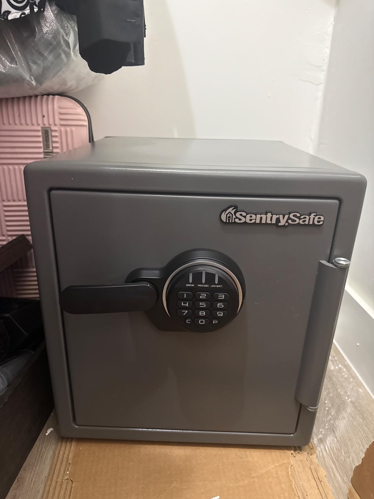 SentrySafe Black Fireproof Safe with Digital Push Button Keypad, Home Safe For Money, Documents, and other Valuables, 1.23 Cubic Feet, SF123ES customer photo 2