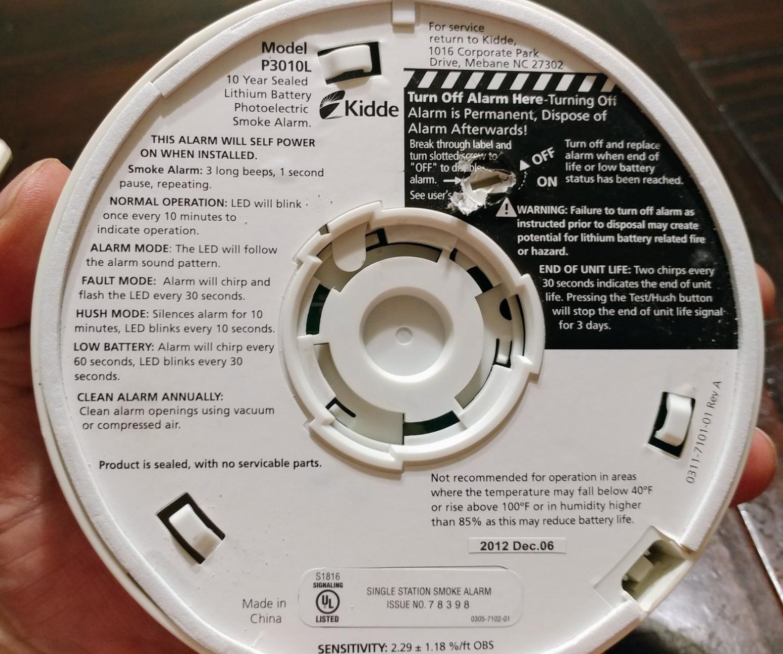 Kidde 21010164 10 Year Battery Smoke Alarm | Photoelectric | Living Area | Model P3010L customer photo 1