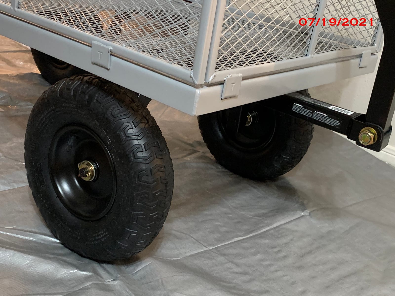 Gorilla Carts Steel Utility Garden Cart, 1000 lb. Capacity, Gray customer photo 1