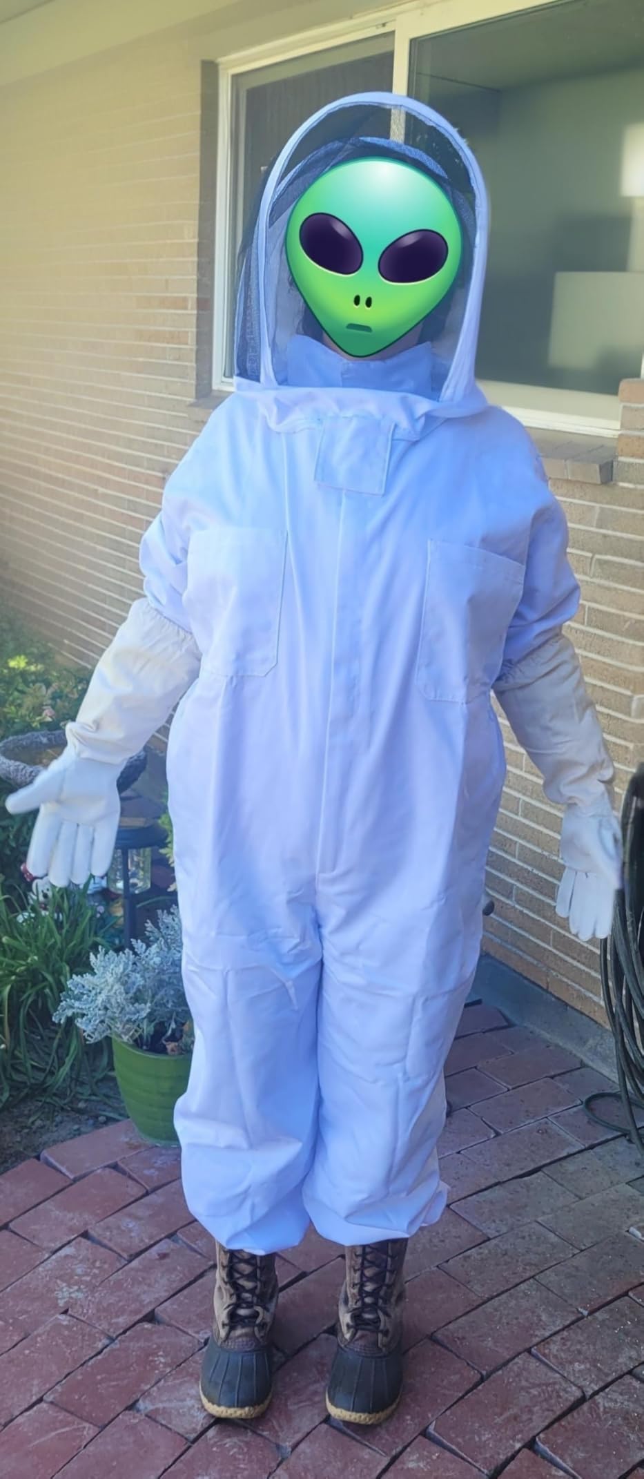 Bee Suit for Men, Full Body Beekeeper Suit with Gloves and Veil XXL customer photo 2